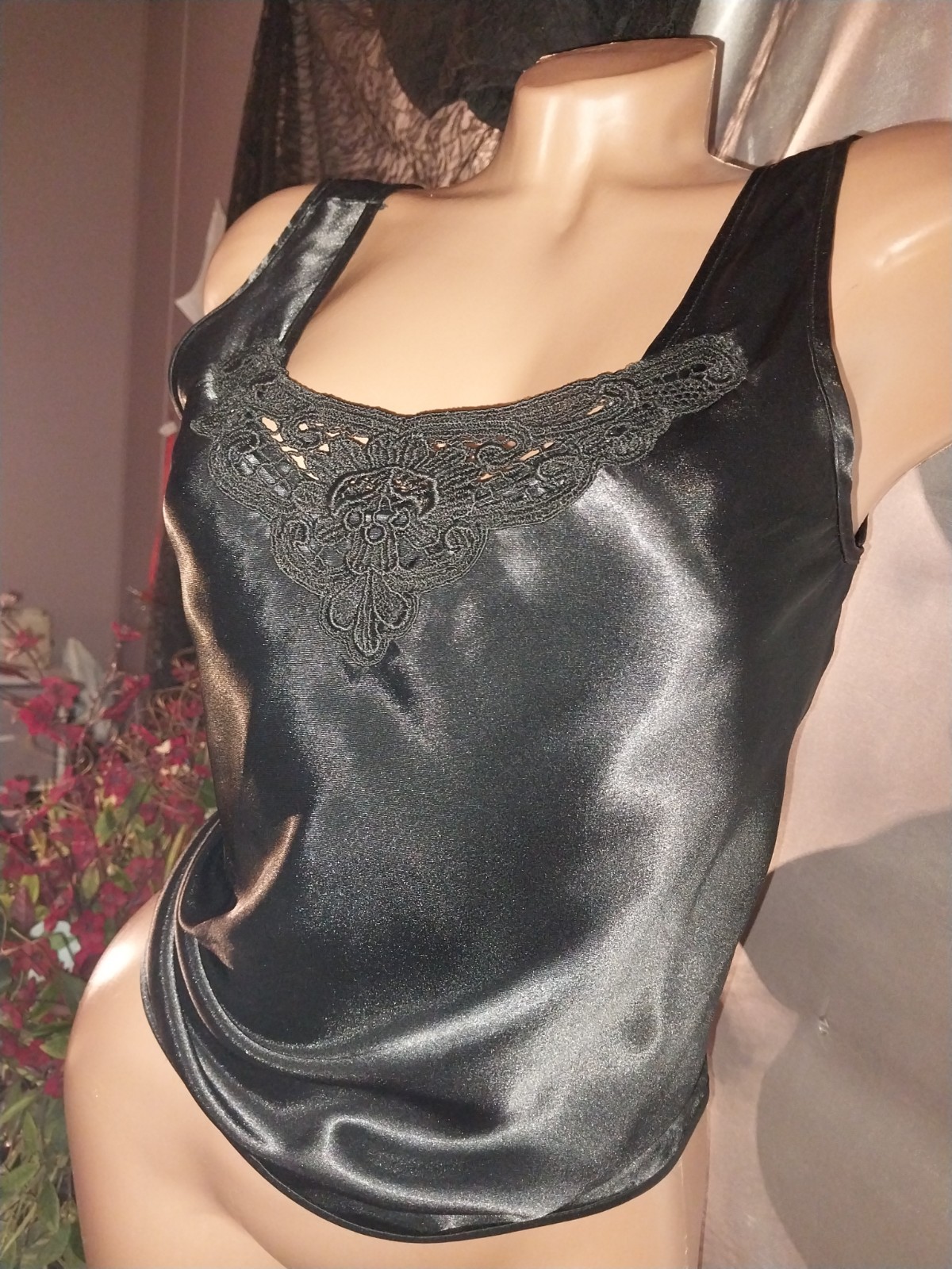 VTG SATIN LIQUID SHINY VENICE LACE INSERT LUXE FARR WEST ESQUE CAMI M