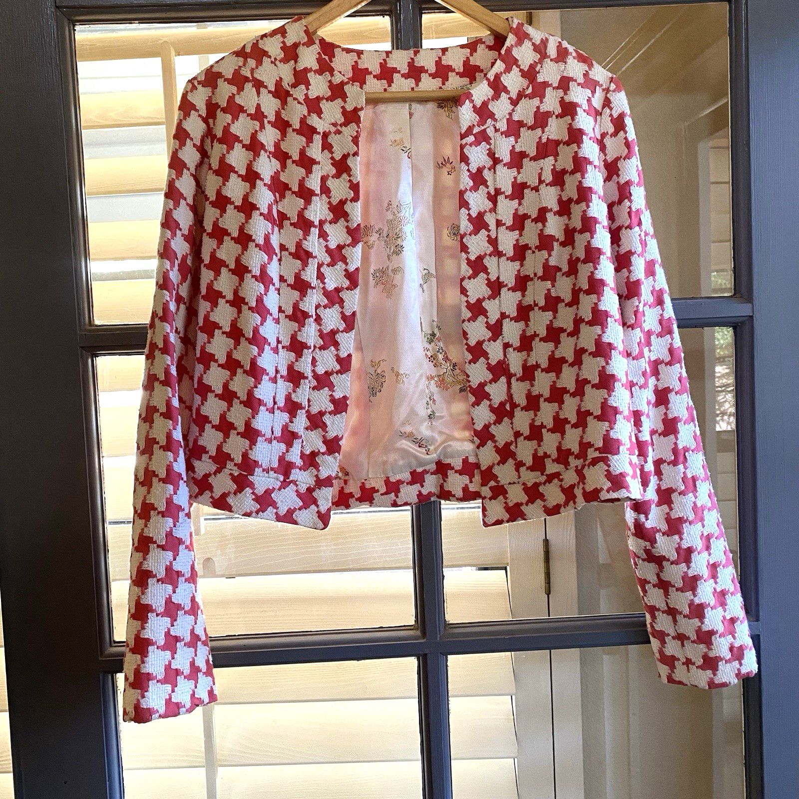 Vintage Handmade Pink Plaid Short Jacket With White Floral Satin Lining