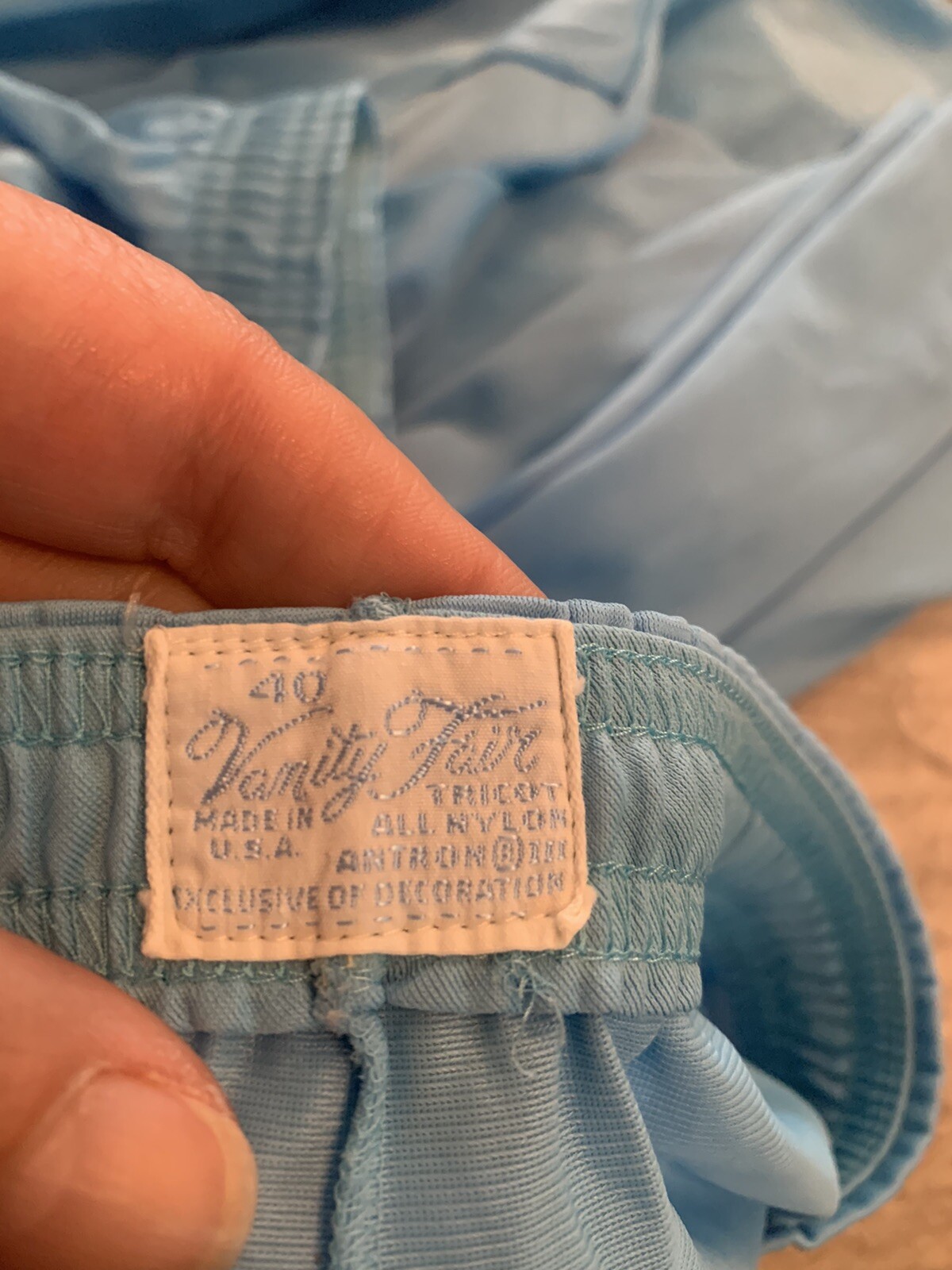 Vintage Vanity Fair Pajamas Women’s Sz 40 100% Nylon Shirt Pants Aqua Blue