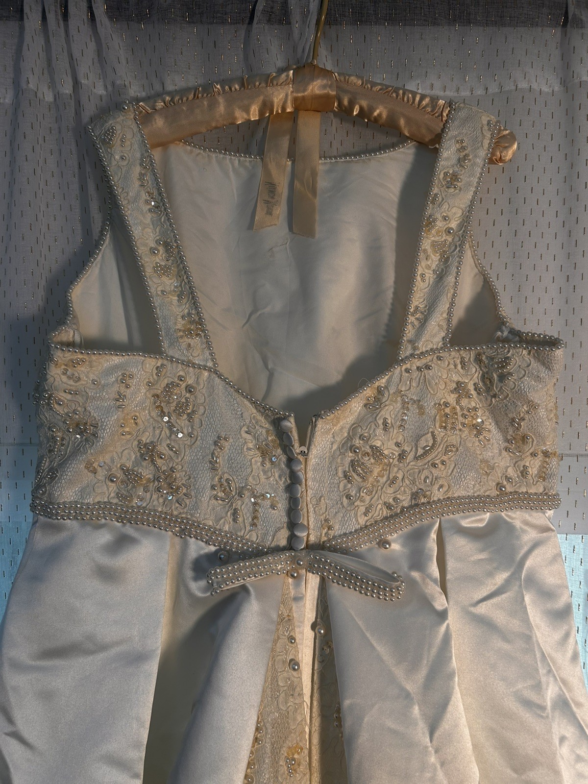 VTG Inspired High-Low Wedding Dress Beaded Lace Pearl Embellished Chapel Train