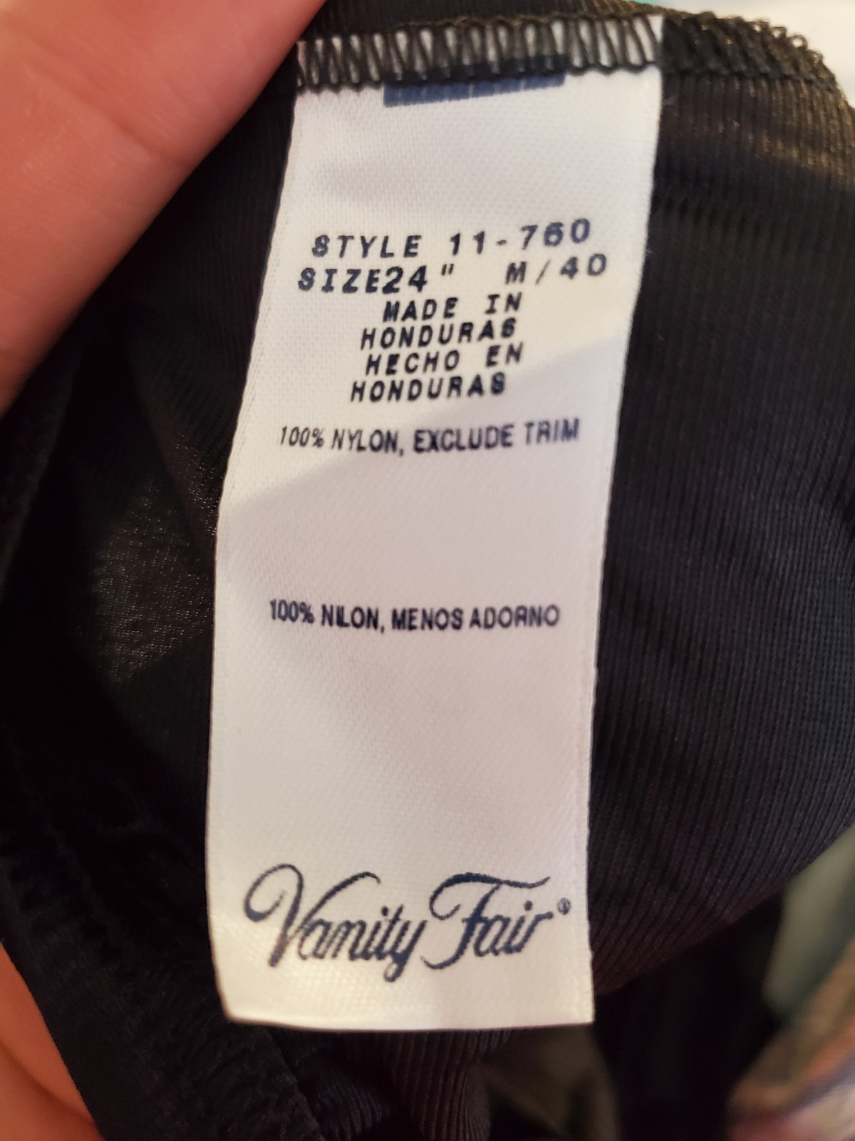 Vanity Fair Black Half Slip Vintage Size Medium 24&Prime; Made In Honduras