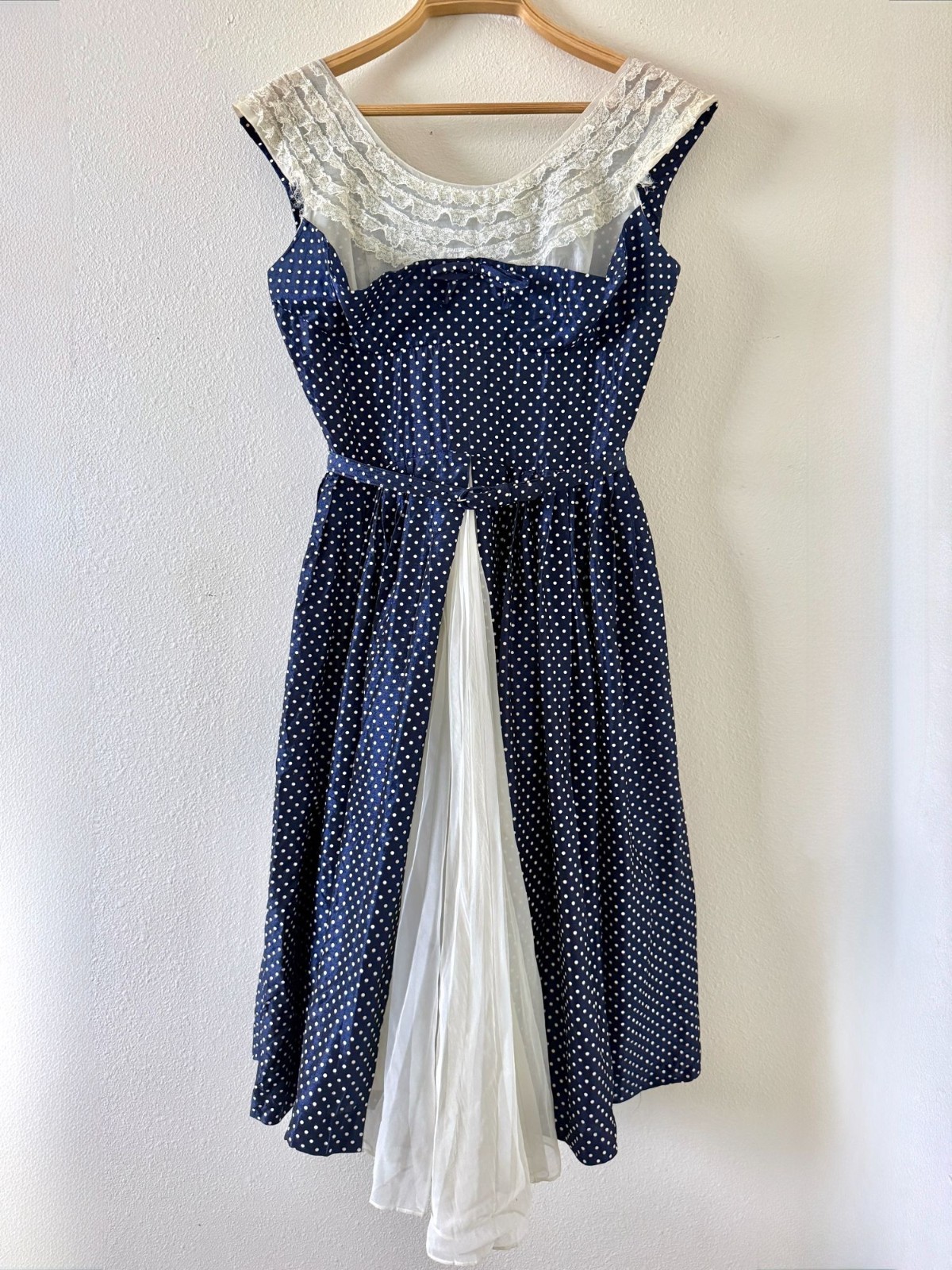 Vintage 1950s Sleeveless Fit And Flare Midi Dress In Blue And White Polka Dots