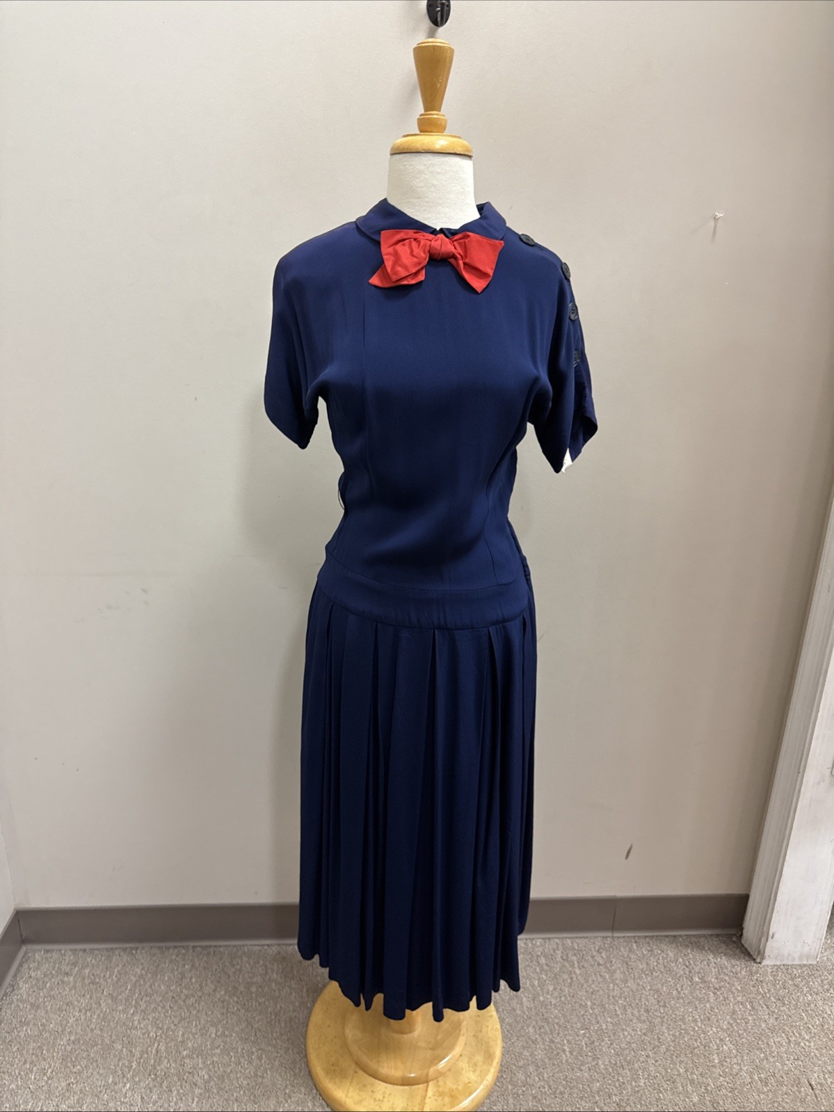 Jonathan Logan Crêpe Navy 40S Dress