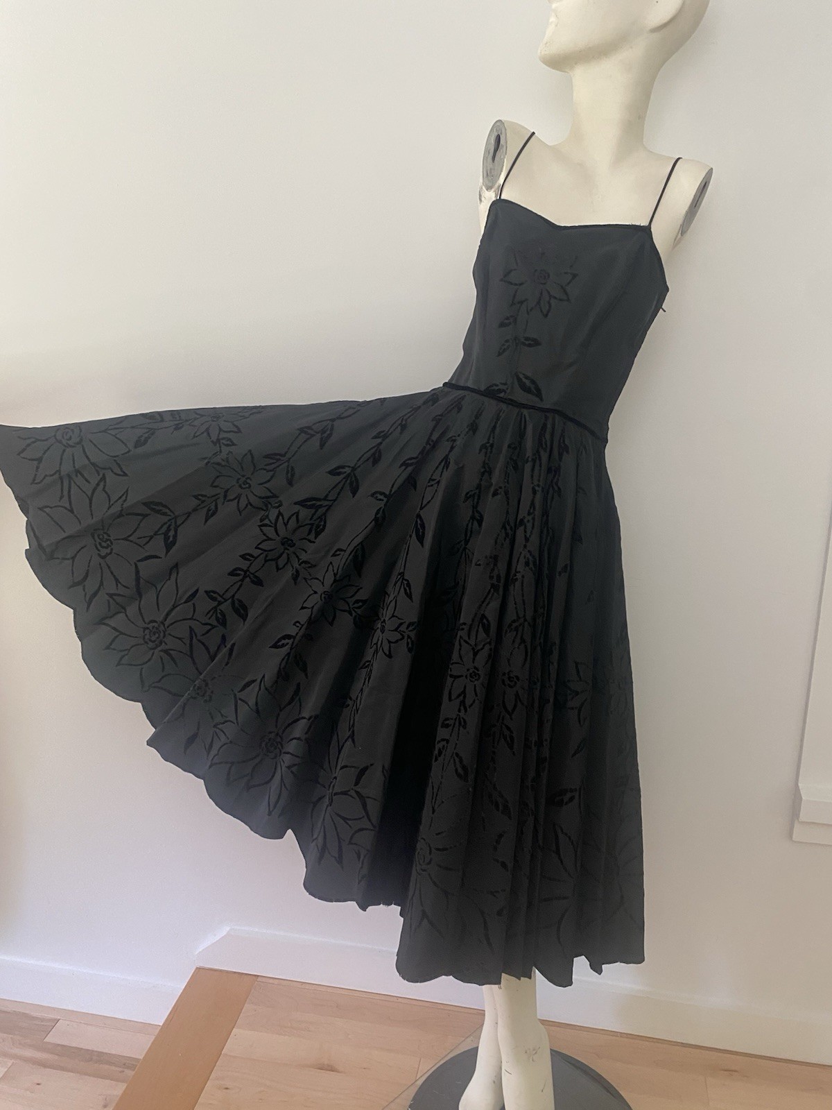 Vintage 40s Black Cocktail Formal Dress Gown Full Circle Skirt Formal Party 50s
