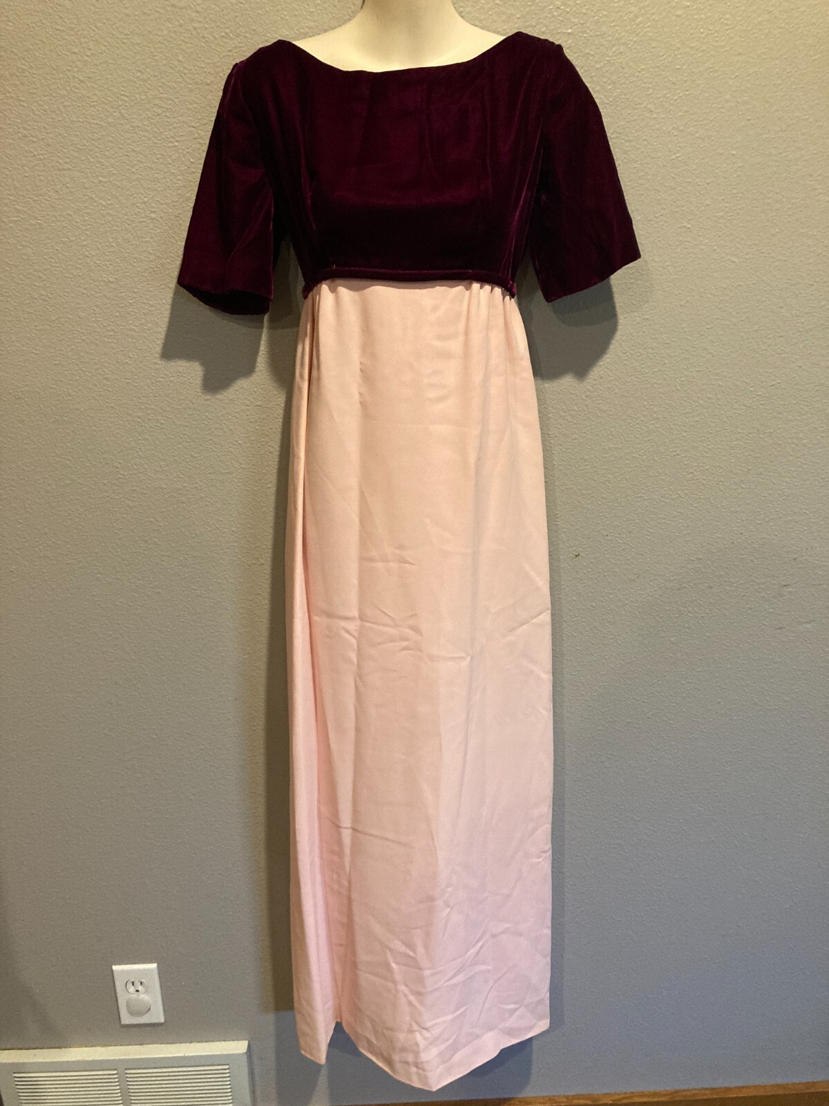 Junior&rsquo;s/Women&rsquo;s Vtg LORRIE DEB San Francisco Pink/Purple Gown Dress Size 9