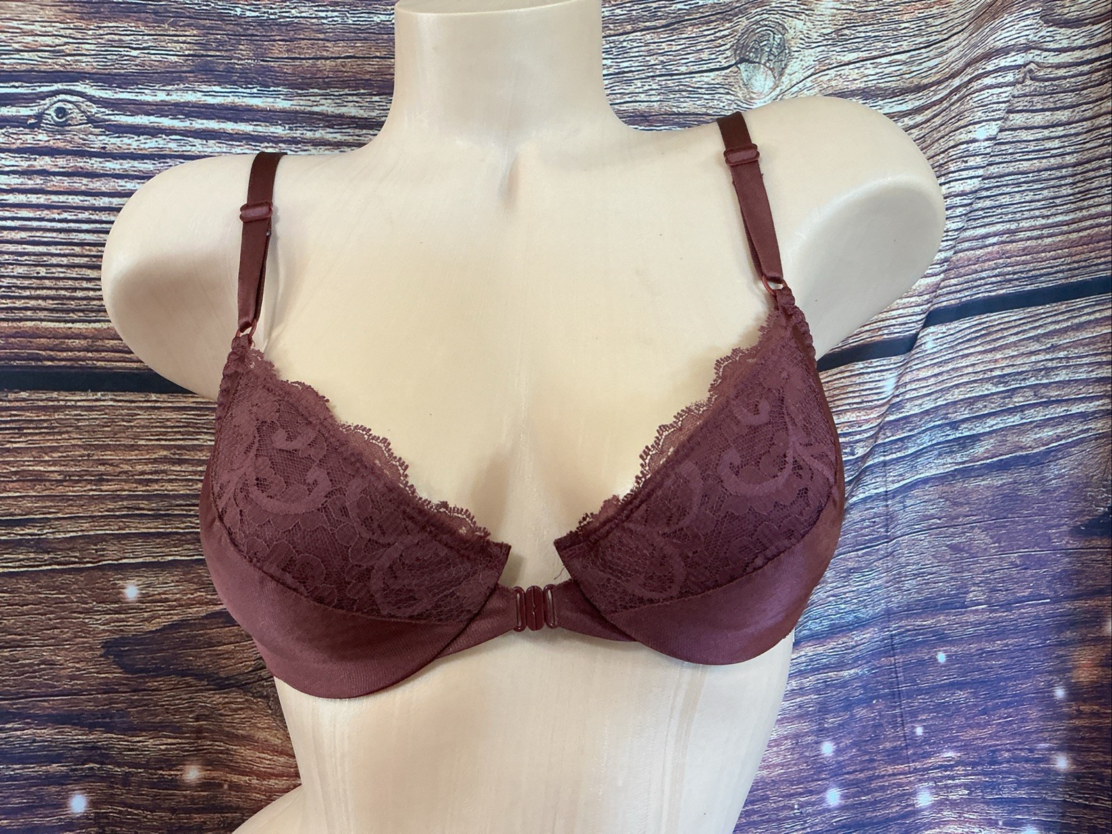 Vintage Maidenform Sweet Nothings Underwire Lace Front Closure Bra Wine 34C