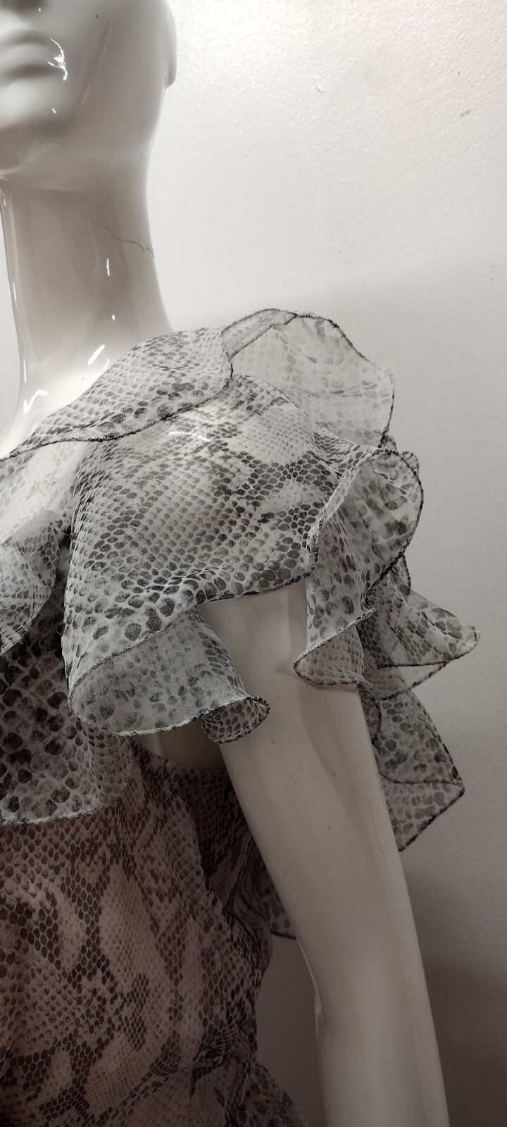 Vintage 80s Gray Snakeskin Chiffon Dress Ruffles Flamboyant Dolly Busty Size S/M