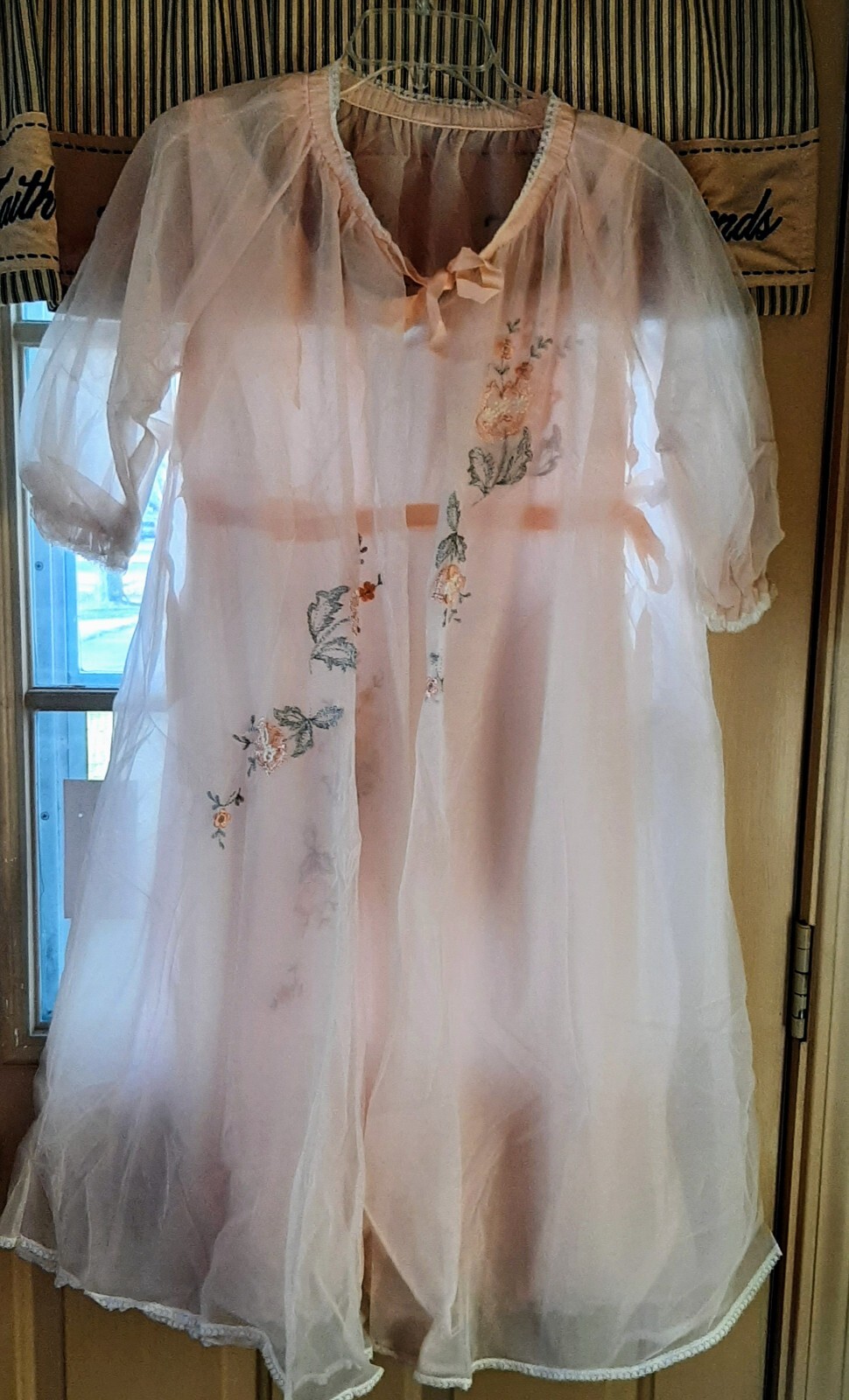 Vintage 2pc Set Double Layer Peach Seamprufe Nightgown & Robe size 32
