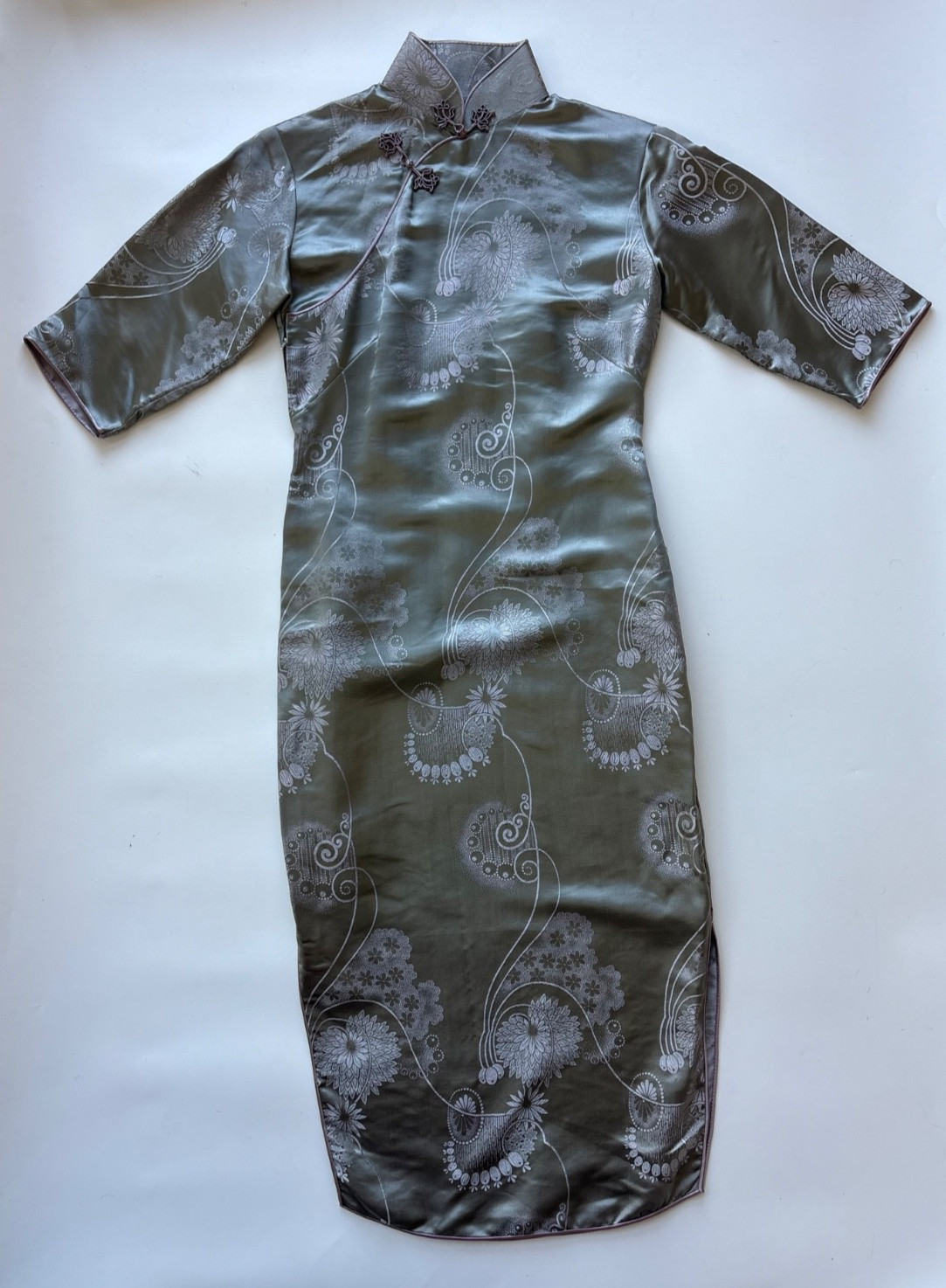 Vintage Iridescent Green Violet Qipao Cheongsam Dress Jacquard Frog Tie