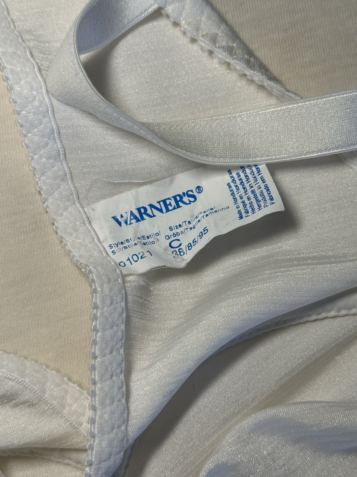 WARNER&rsquo;S Shine-On White Satin Underwire Front Close Bra 38C VINTAGE #1021
