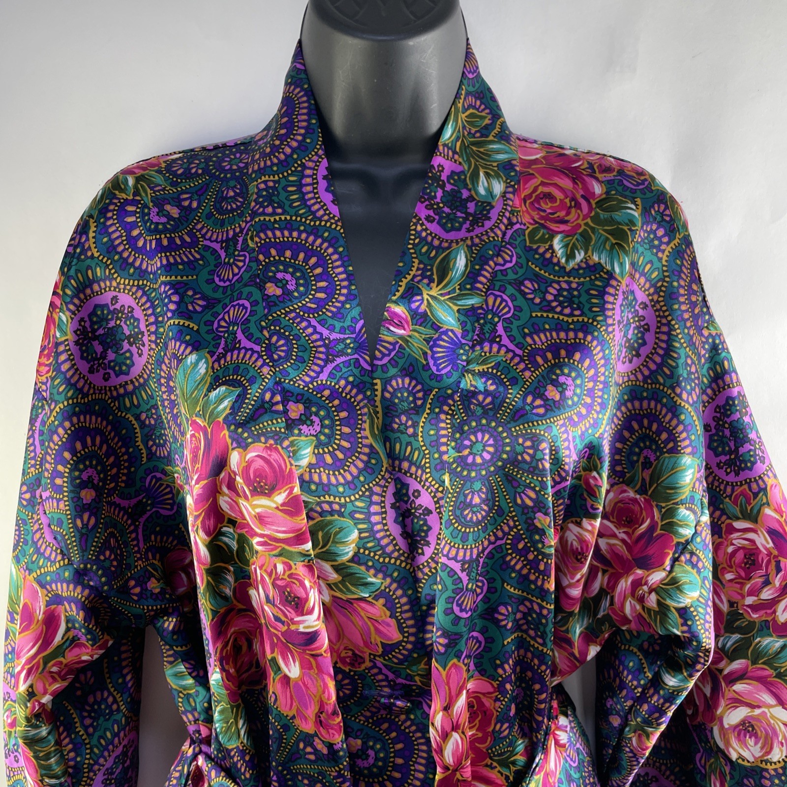 Vtg California Dynasty Dark Paisley Floral Satin Robe Kimono Size M