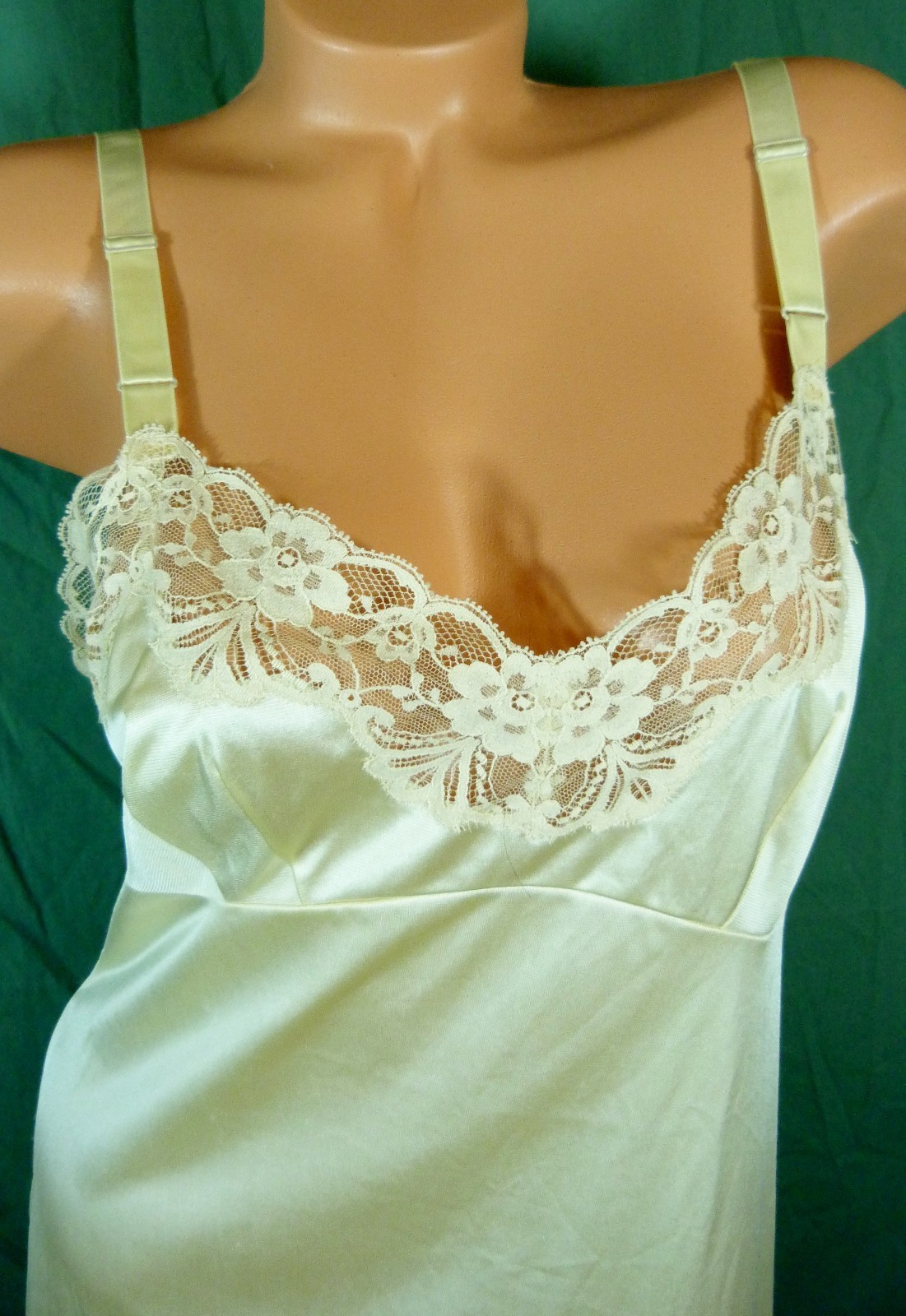 Vanity Fair Lorraine Full Bra Slip 34 TT 36 L 38 40 Satin Lace Slip