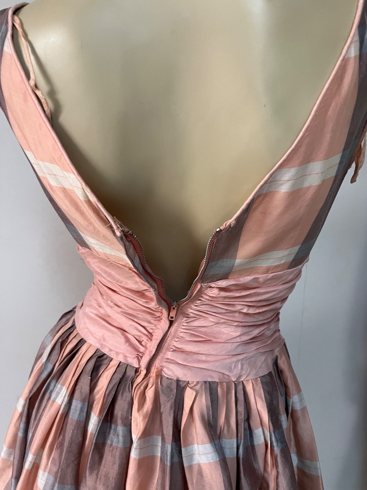 Vintage 1950 Plaid Back Zipper Cummerbund Crinoline Cocktail Party Dress Bust 33