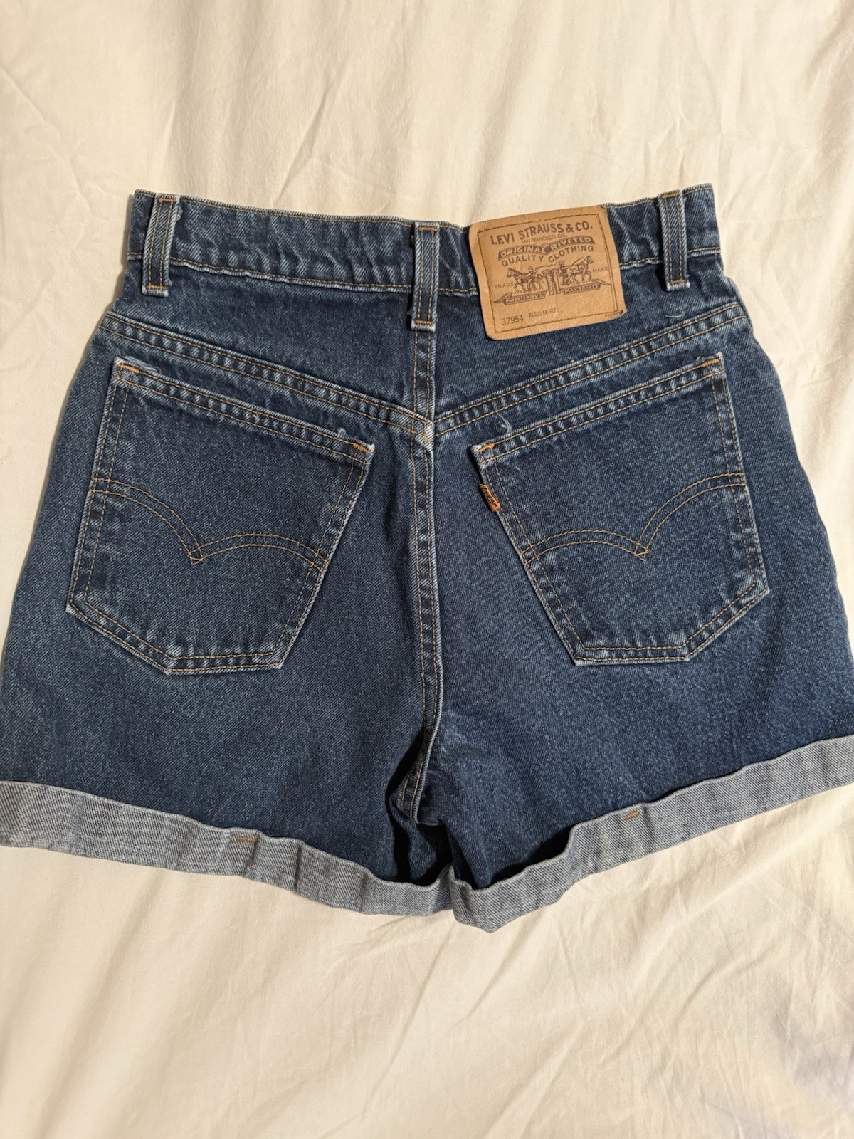 Levi’s Women’s Vintage 954 Made In Usa Dark Wash Seven Jr W 26” Orange Tab 90S