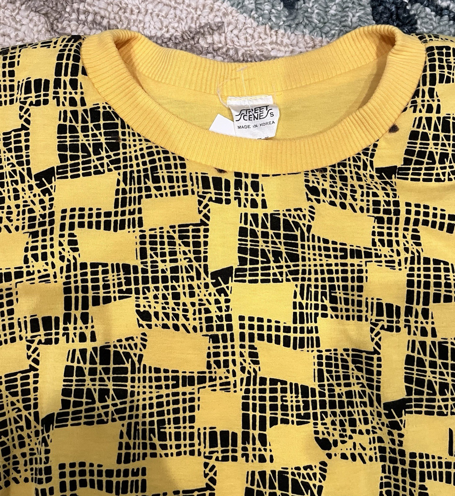 Street Scenes Yellow Black Geometric Pattern Regular Size Vintage Sweater