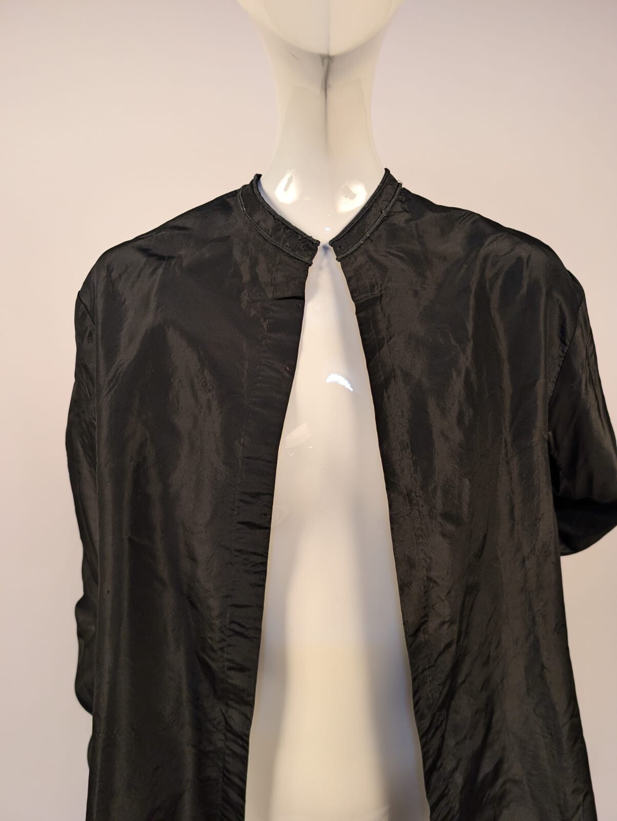 CIVIL WAR ERA BLACK SILK TAFFETA JACKET W FLARING BACK + CHANTILLY LACE CUFFS