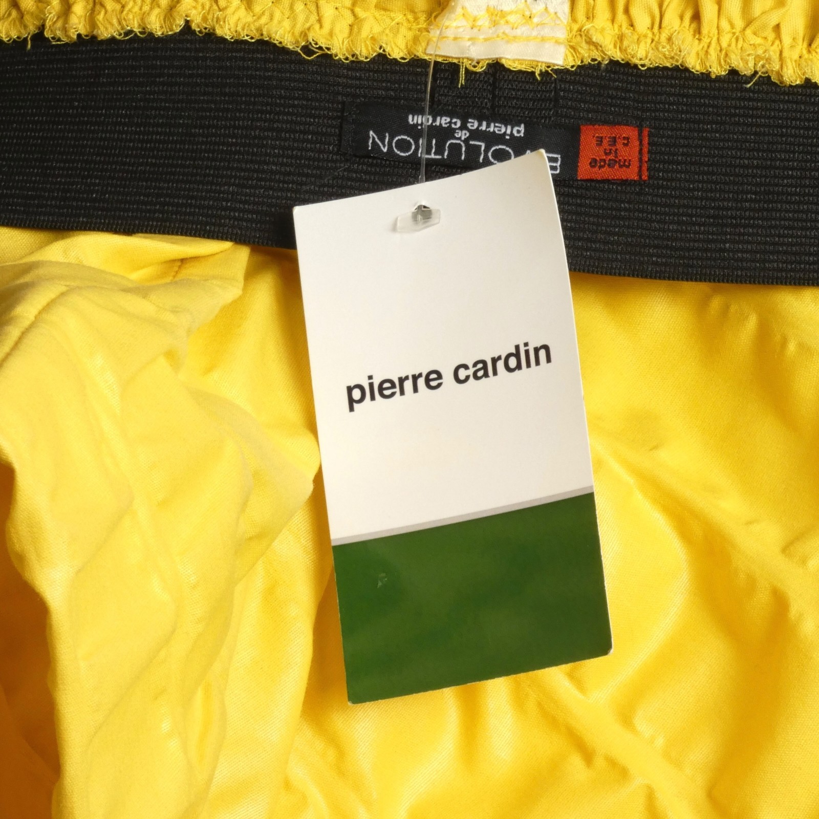 PIERRE CARDIN- 1996 Yellow Seersucker Skirt SIze 6