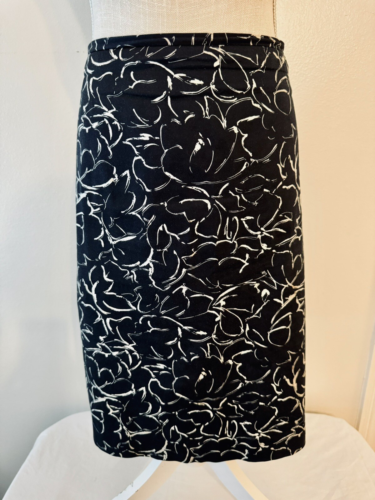 Harolds Vtg 90&rsquo;s Womens Black and White Skirt Size 14