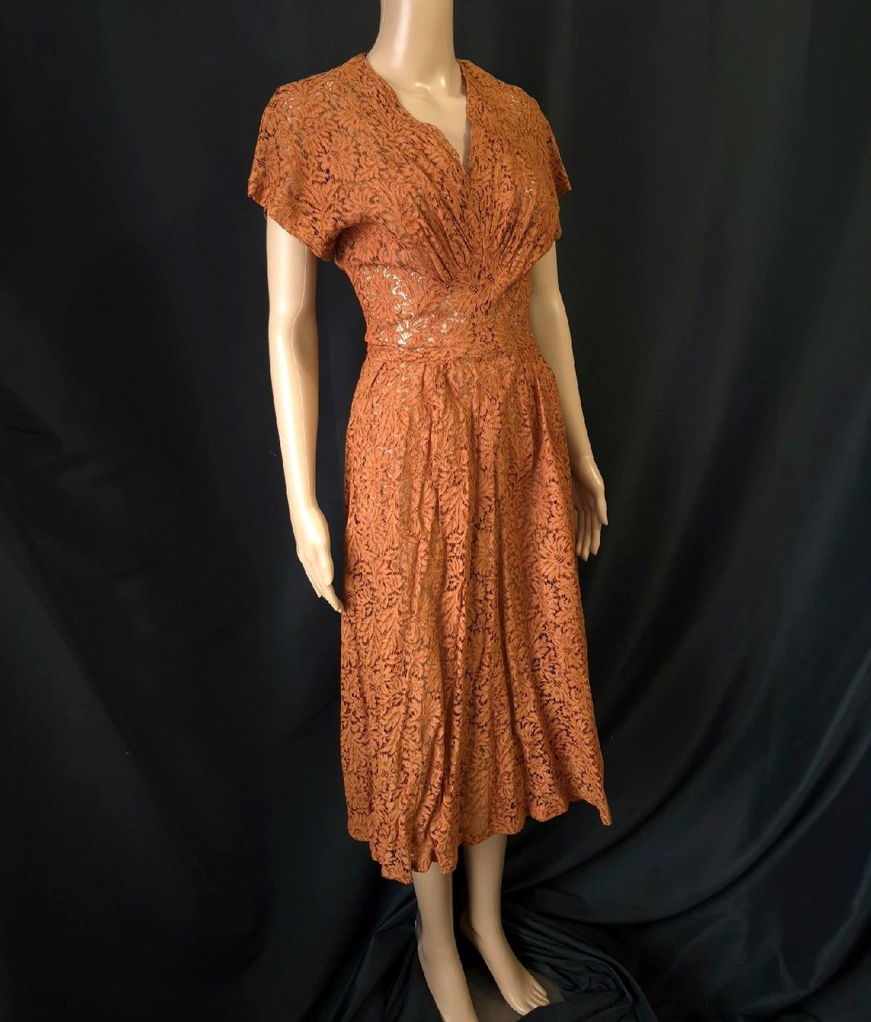 POST WAR 1940s 50s Vintage Sheer COPPER BROWN LACE A-line PARTY DRESS – S