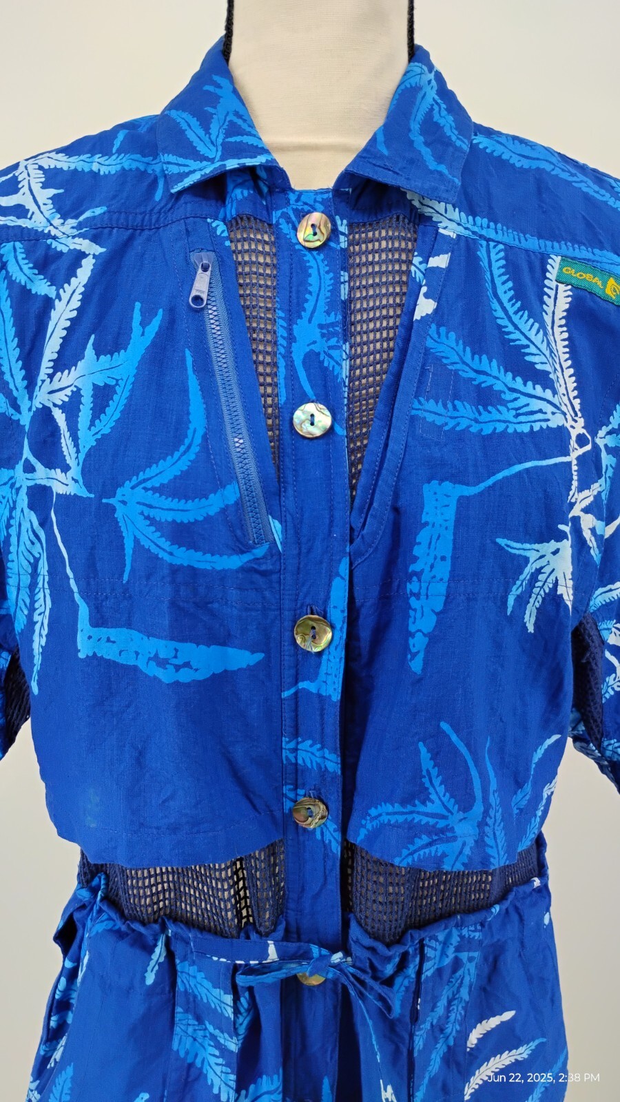 Global Kiwis Dress Vented Button Up Zip Pockets Mesh 100% Cotton Blue Tropical M