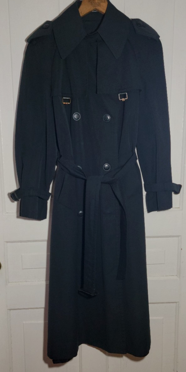 80s VTG Etienne Aigner Black Double Breasted Long Trench Coat Belted Pockets 8