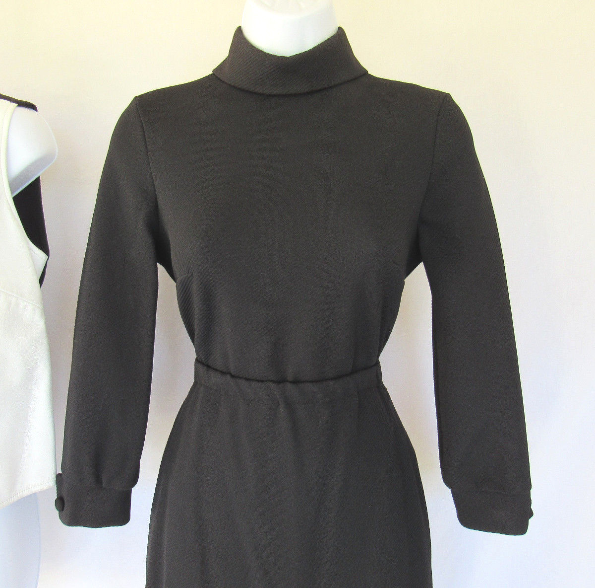 VINTAGE 1960s MOD ICONIC THE PHYLLLIS LOOK SKIRT TOP VEST SIZE 8 BLACK WHITE