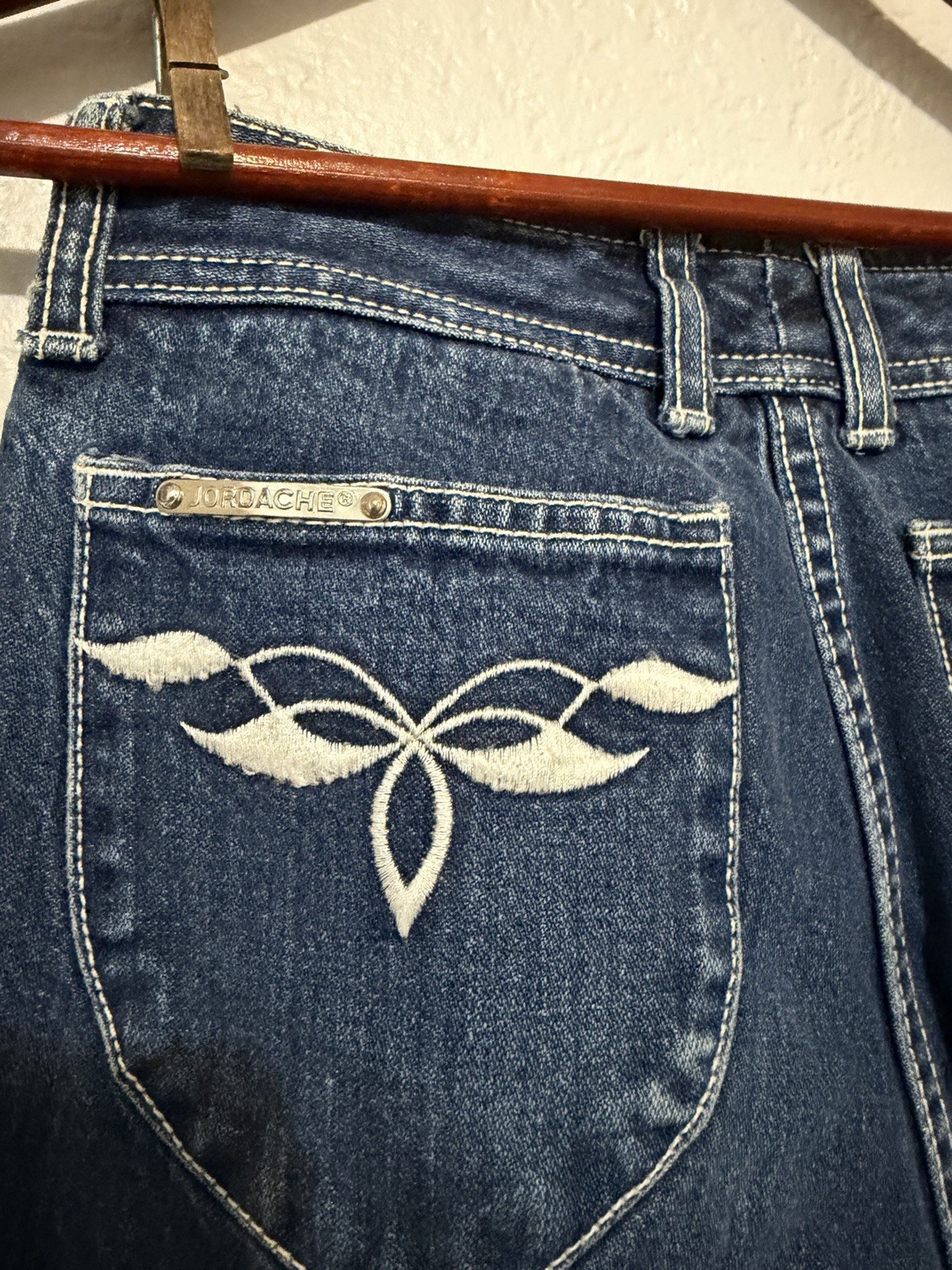 VTG 70s 80s Jordache Woman High Waist Flare Jeans 25 X 32 Made in HK Embroidered