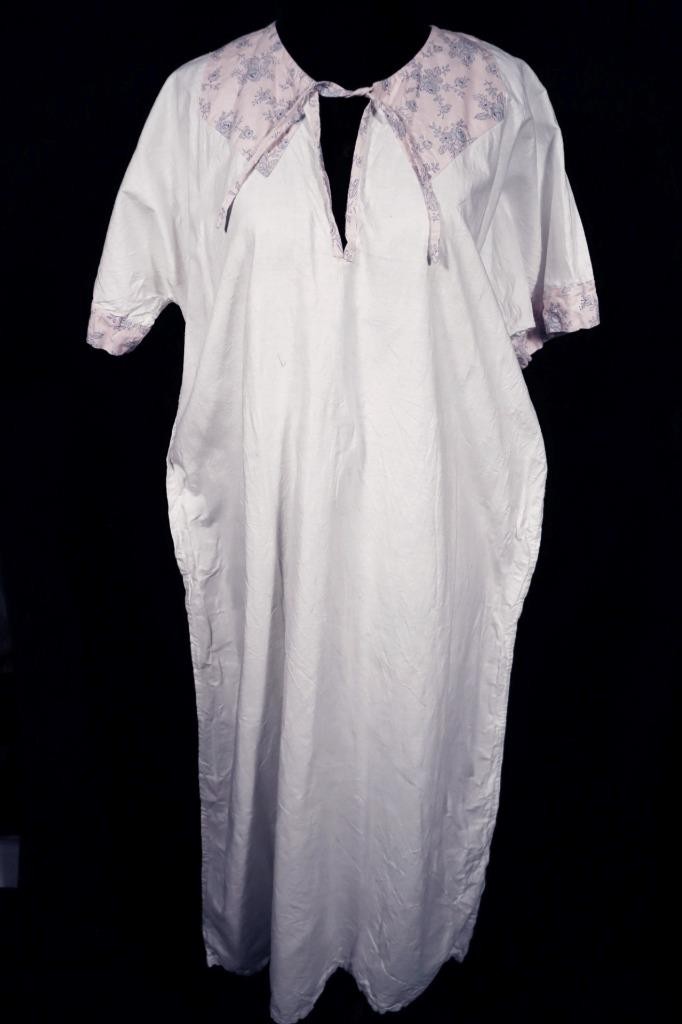 Vintage French 1920&rsquo;s White Cotton Night Gown With Pink Floral Yoke Size Large