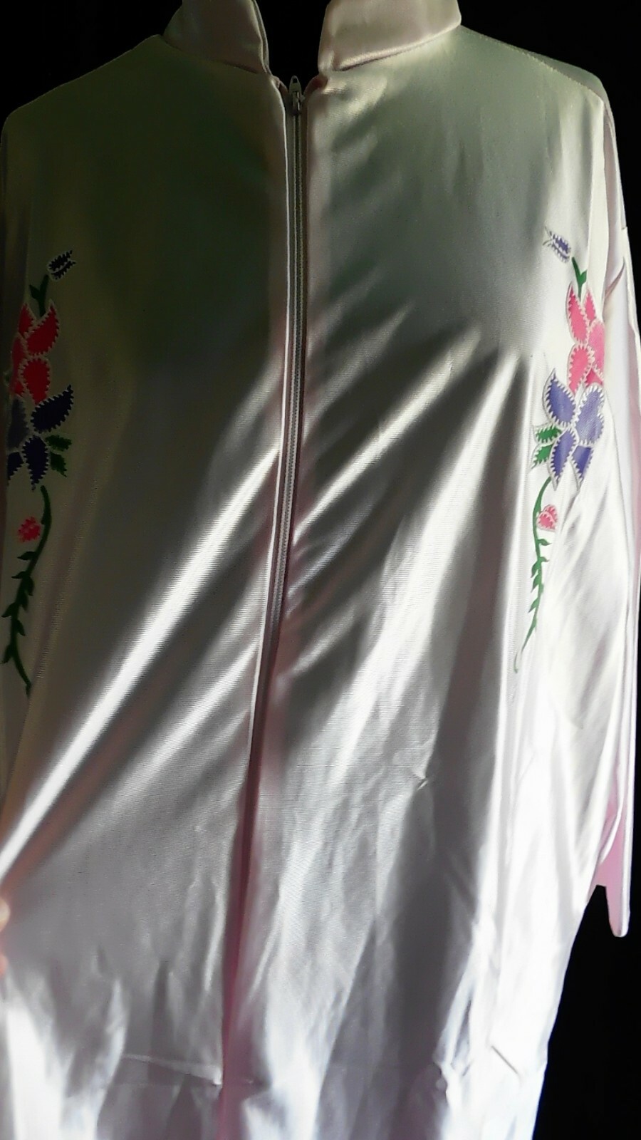 Silky Slick Exclusively Yours zip up polyester robe, 1X, pink w/painted flowers