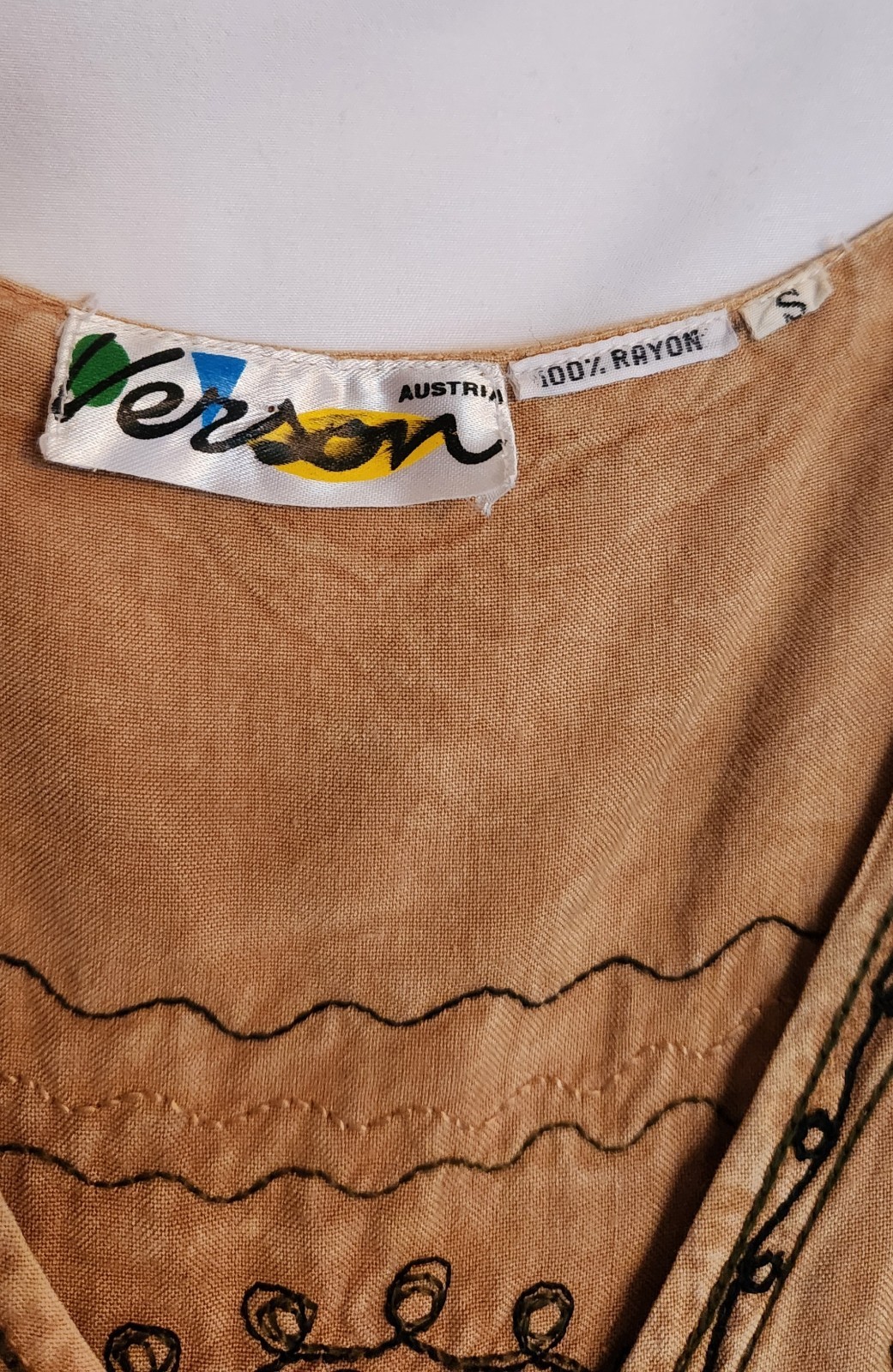 Vintage Verson Made In Austria Elephant Embroidered Vest Boho/Folk Pristine Sz S