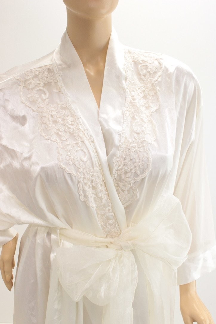 Vtg Long Robe Soft Slippery Satin Plus Size 3X Bridal Lace Shiny Diva Feminine