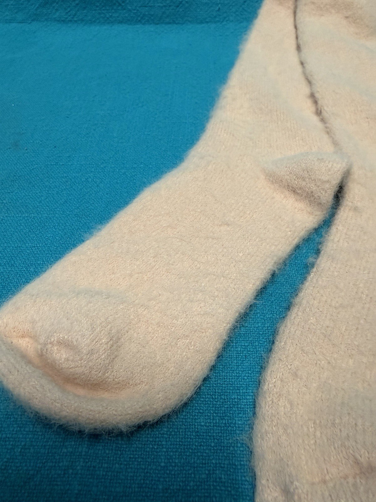 Vintage Ladies Socks Acrylic Crew Peach 8-11 23&Prime; 80&rsquo;s 90&rsquo;s NOS Fuzzy