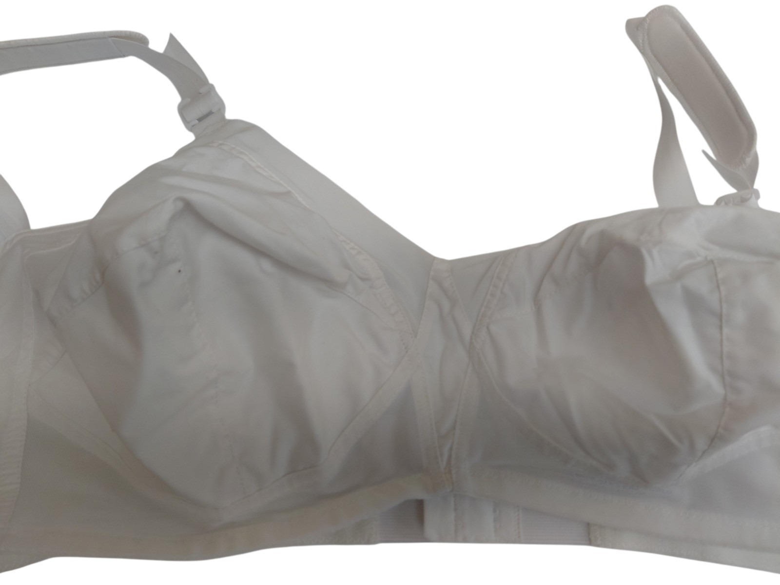 Vintage Exquisite Form White Bra Size 46B