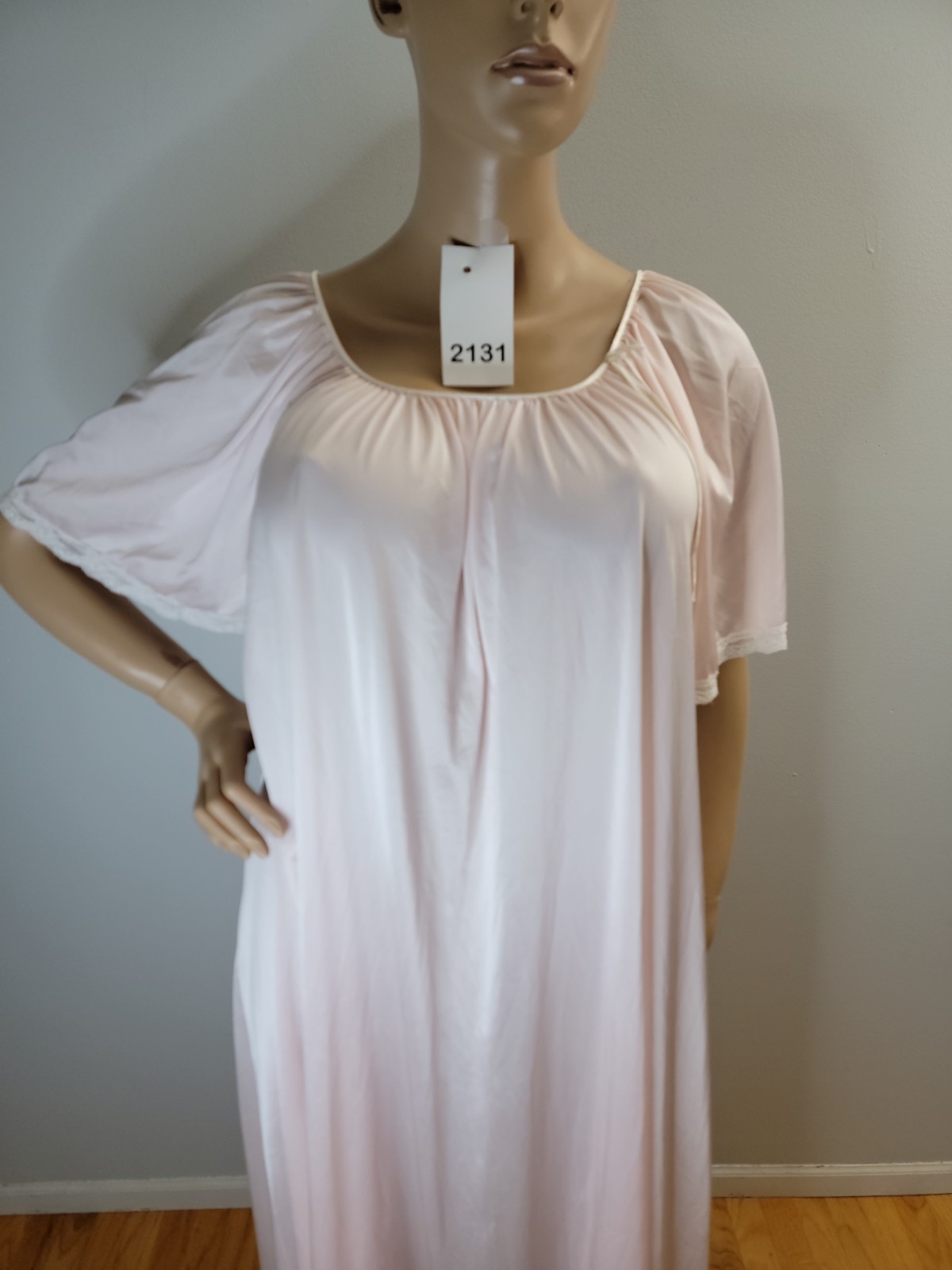 Vintage Miss Elaine 100% Antron Nylon Pink Nightgown White Lace Detail Size Smal
