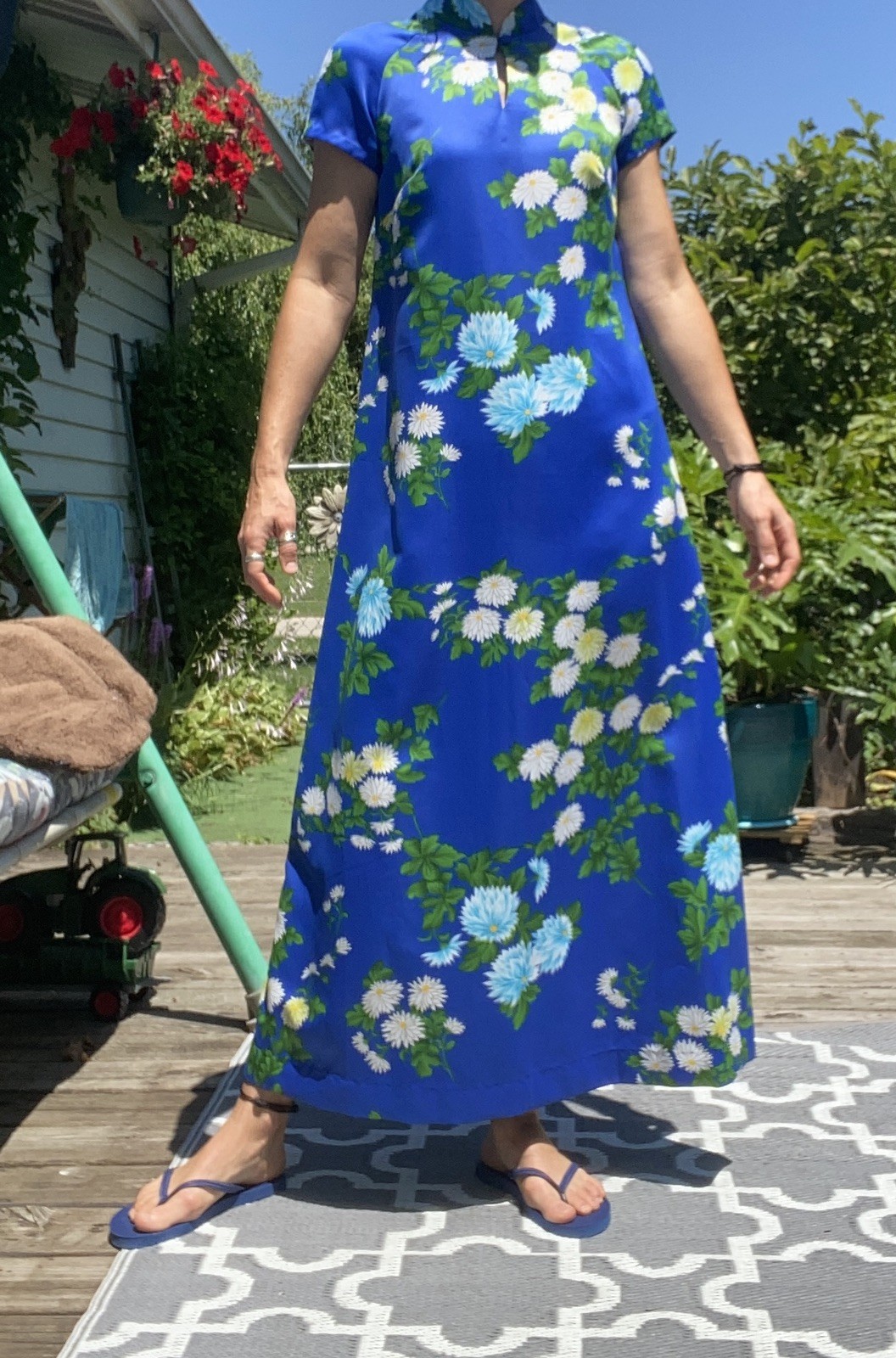 Vintage 70s Hilo Hattie Blue Floral Maxi Dress Hawaii beach Old Stock With Tag