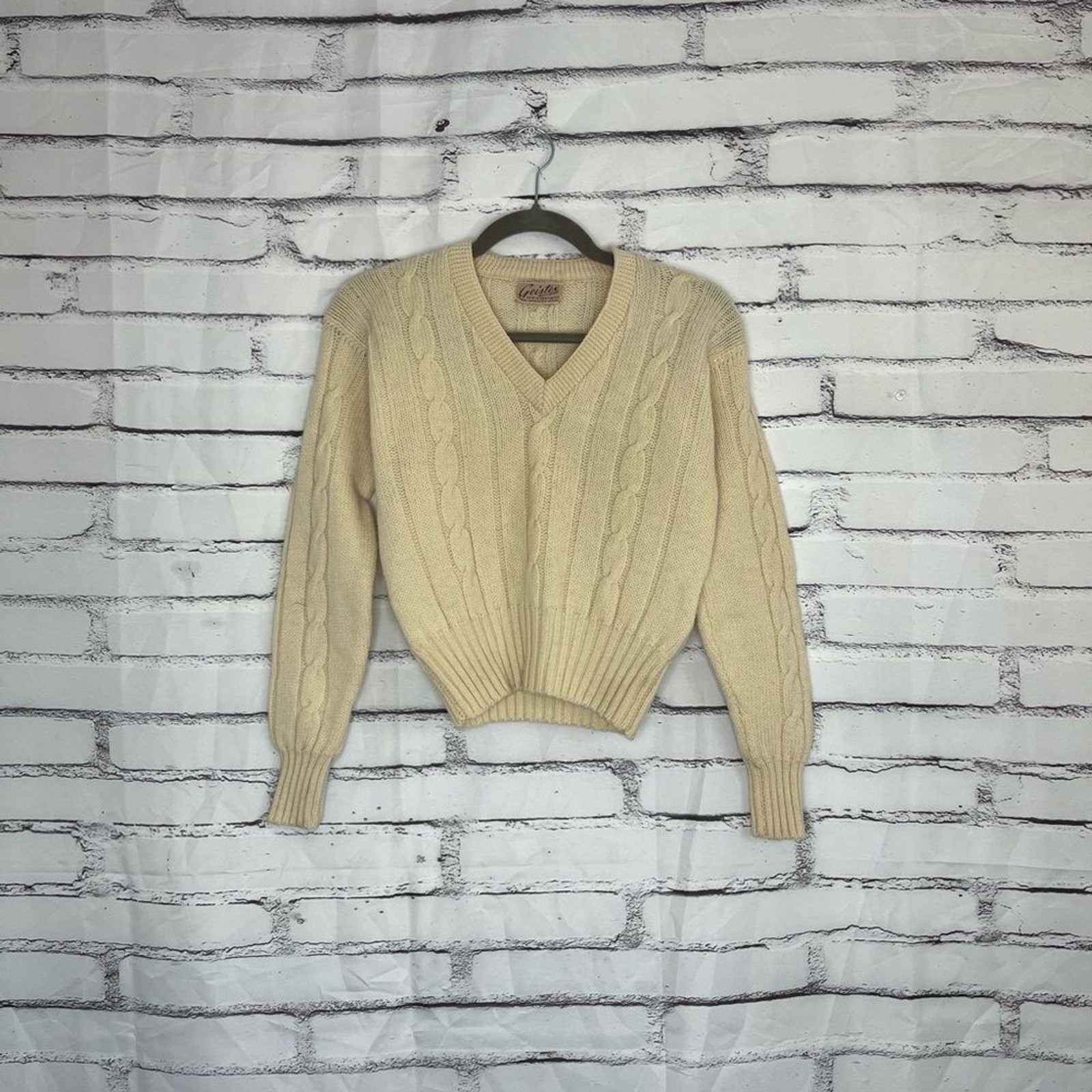 Vintage 1940s Geistex Wool Sweater S V-Neck Collar Cream Ribbed Knit Peplum Hem
