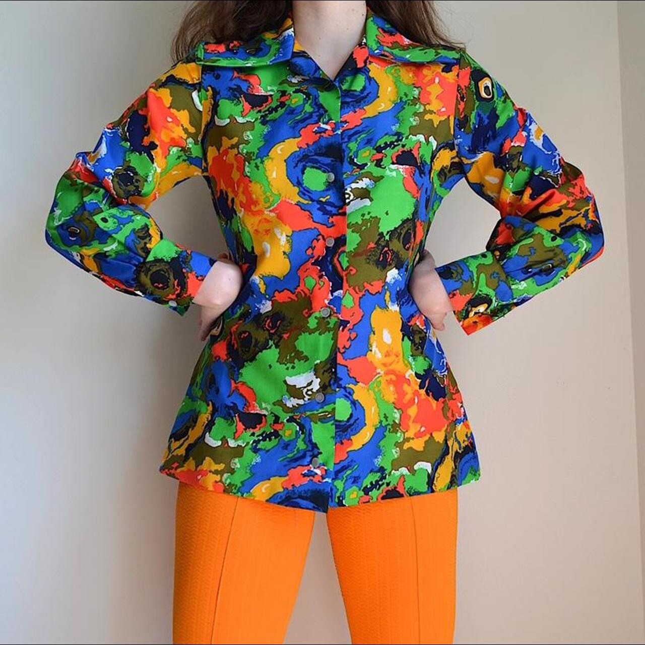 Vintage 1970s Dress Shirt With Graphic Print