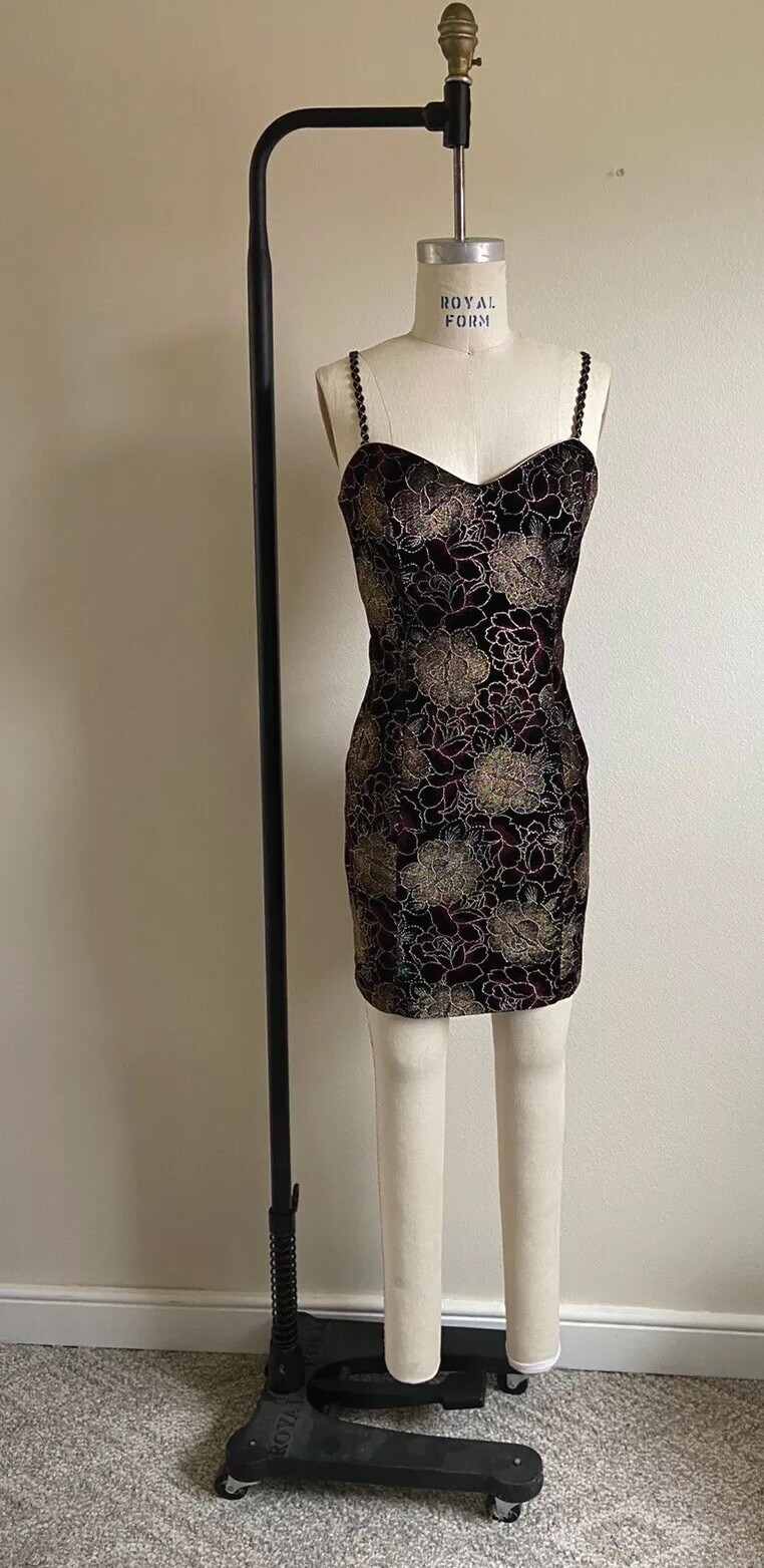 vintage 1990s 80s LA Glo Black Velvet Rose Cocktail Minidress Size 5/6