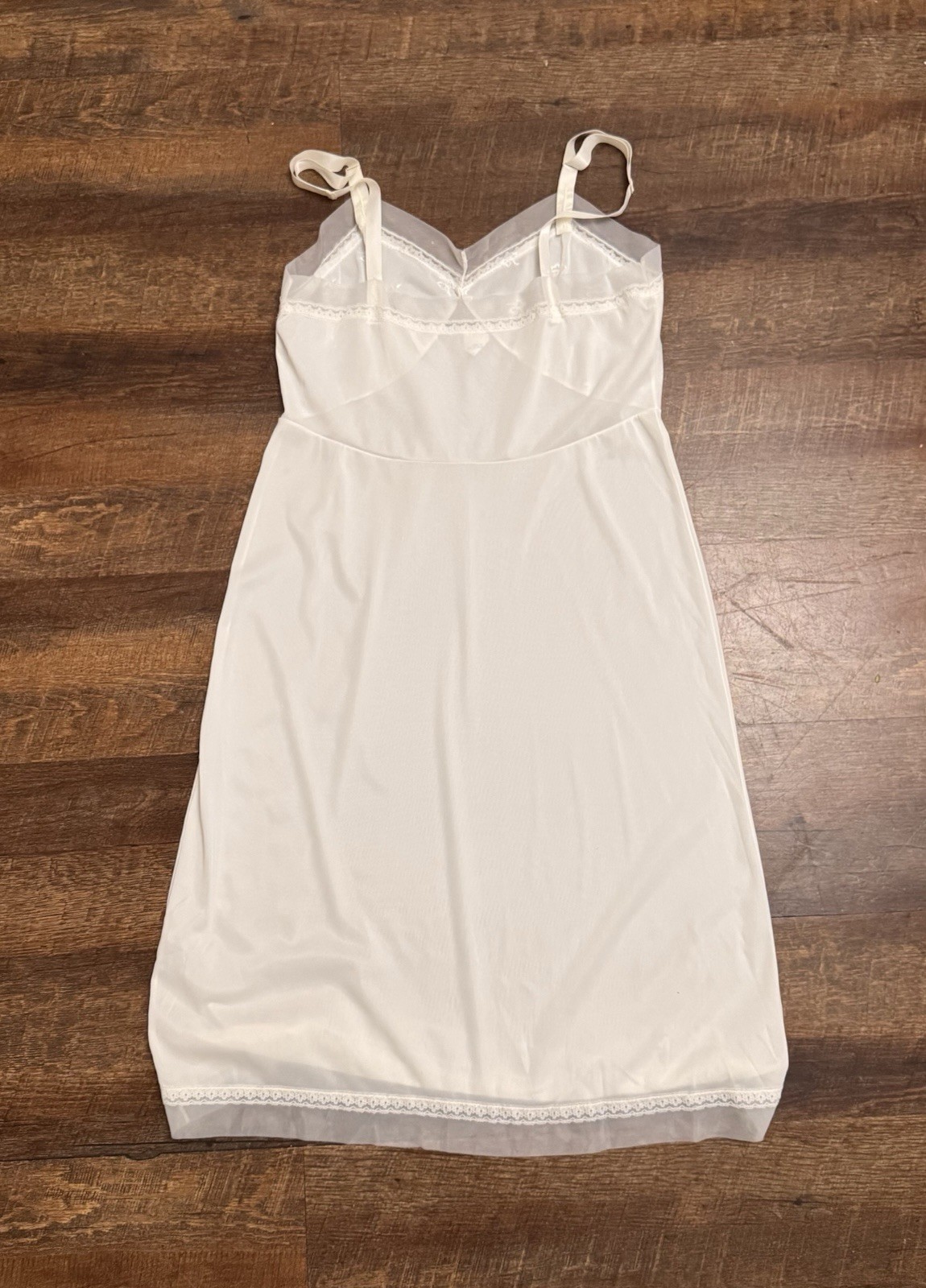 Vintage Philmaid White Nylon Full Slip Embroidered Lace Nightgown Size 36