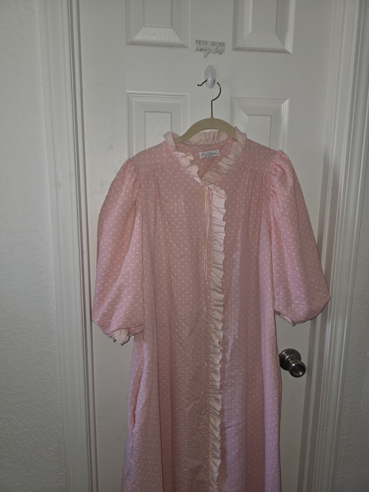 Vintage Miss Elaine Ruffle Pink Floral Nightgown (Medium)