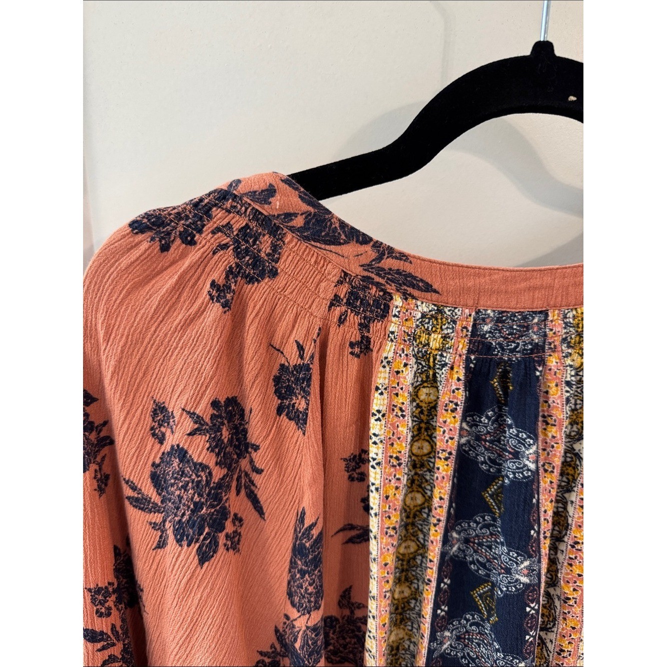 Boho Rust Floral V-Neck Peasant Blouse Navy Patterned Center Puff Sleeve Top