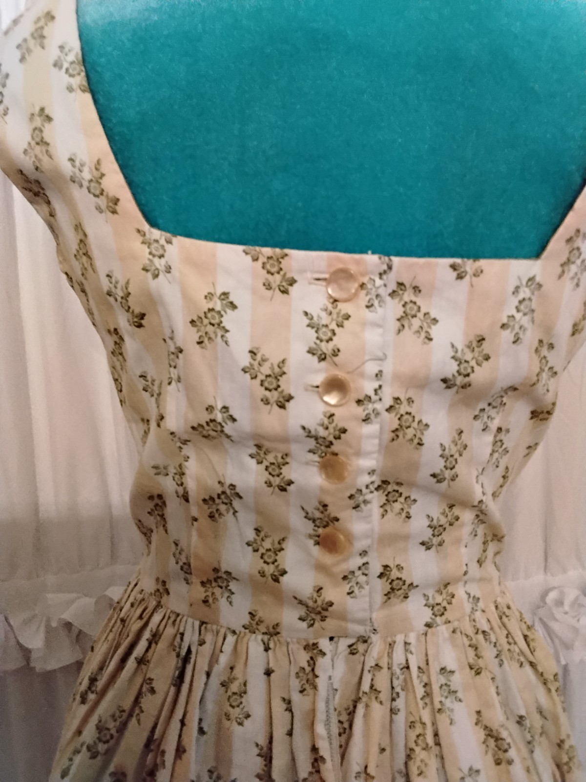 Vintage 1950s 1960s Helen Whiting Cotton Floral Dress S/M Rare Button Back