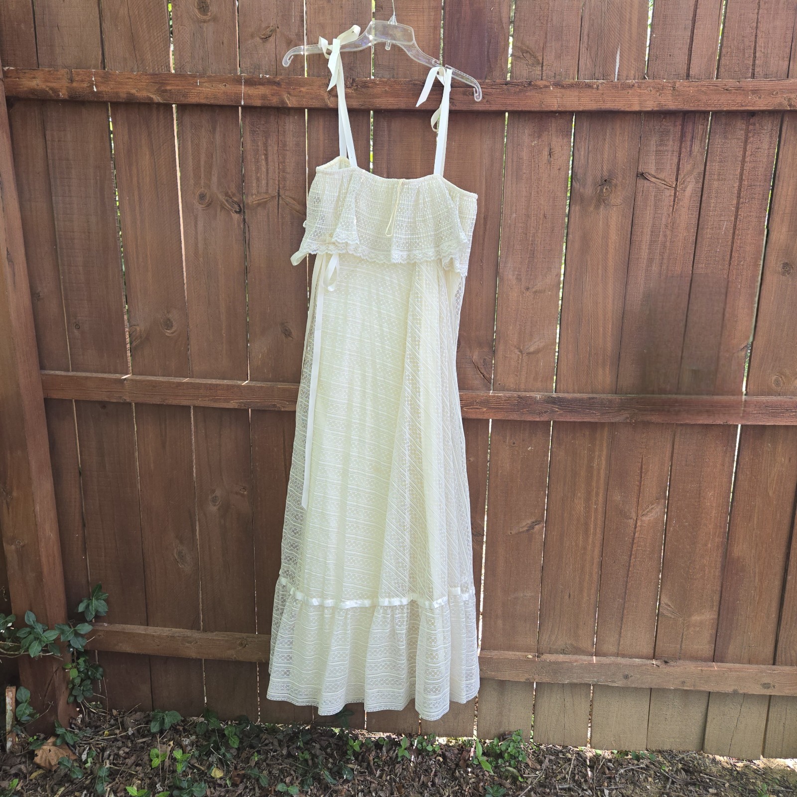 Vintage 70s Cream Lace Empire Waist Ribbon Tie Straps Wedding Dress, SIZE XS/S