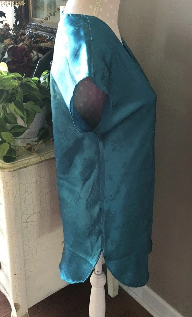 Vtg Llise Steven’s Satin Nightgown Nightshirt Turquoise Women’s Small
