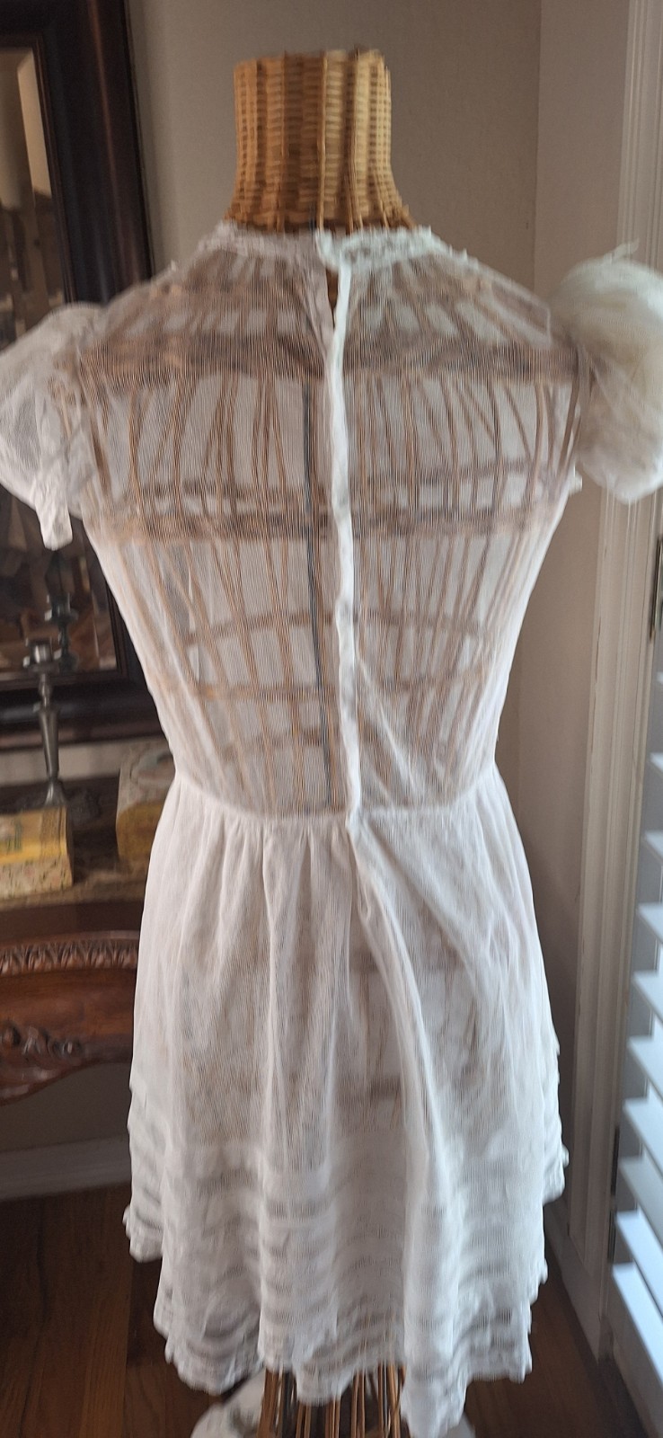 Vintage 1930s 1940s Beautiful Net and Lace Summer Dress Or Tea Dress