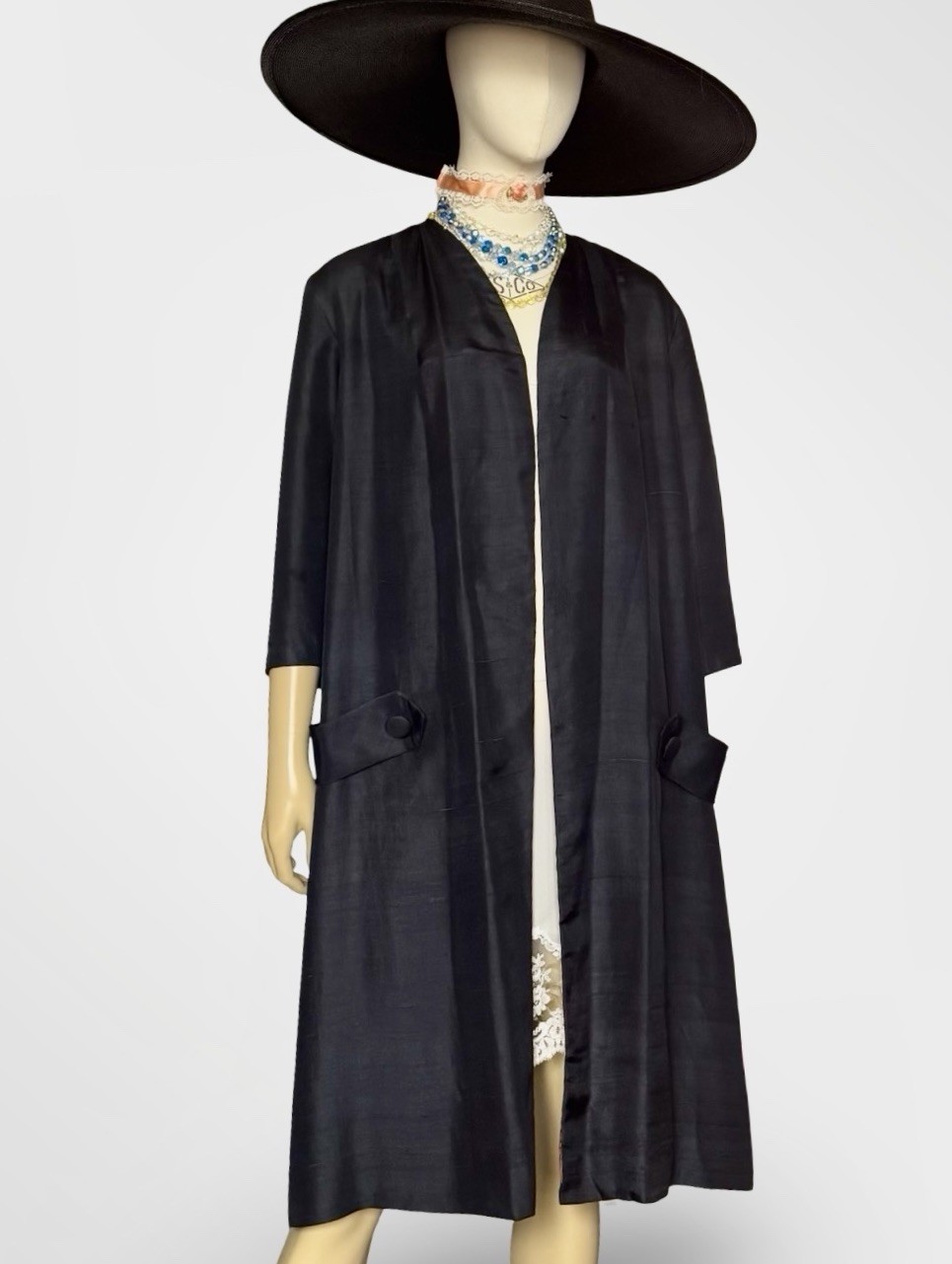 Shantung Silk Opera Coat Black 1950s Sz Medium Duster Pockets Vintage Whimsigoth