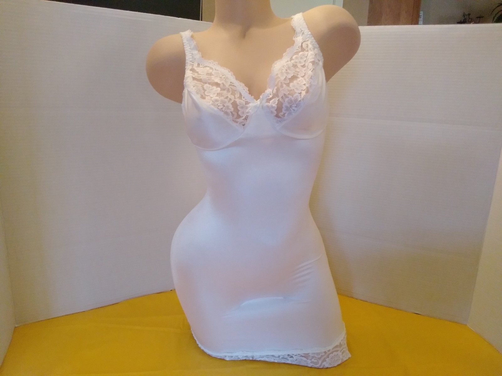 Vintage Jacklyn Smith 36C White Satin Underwire Bra Shaper Slip Panty Lingerie
