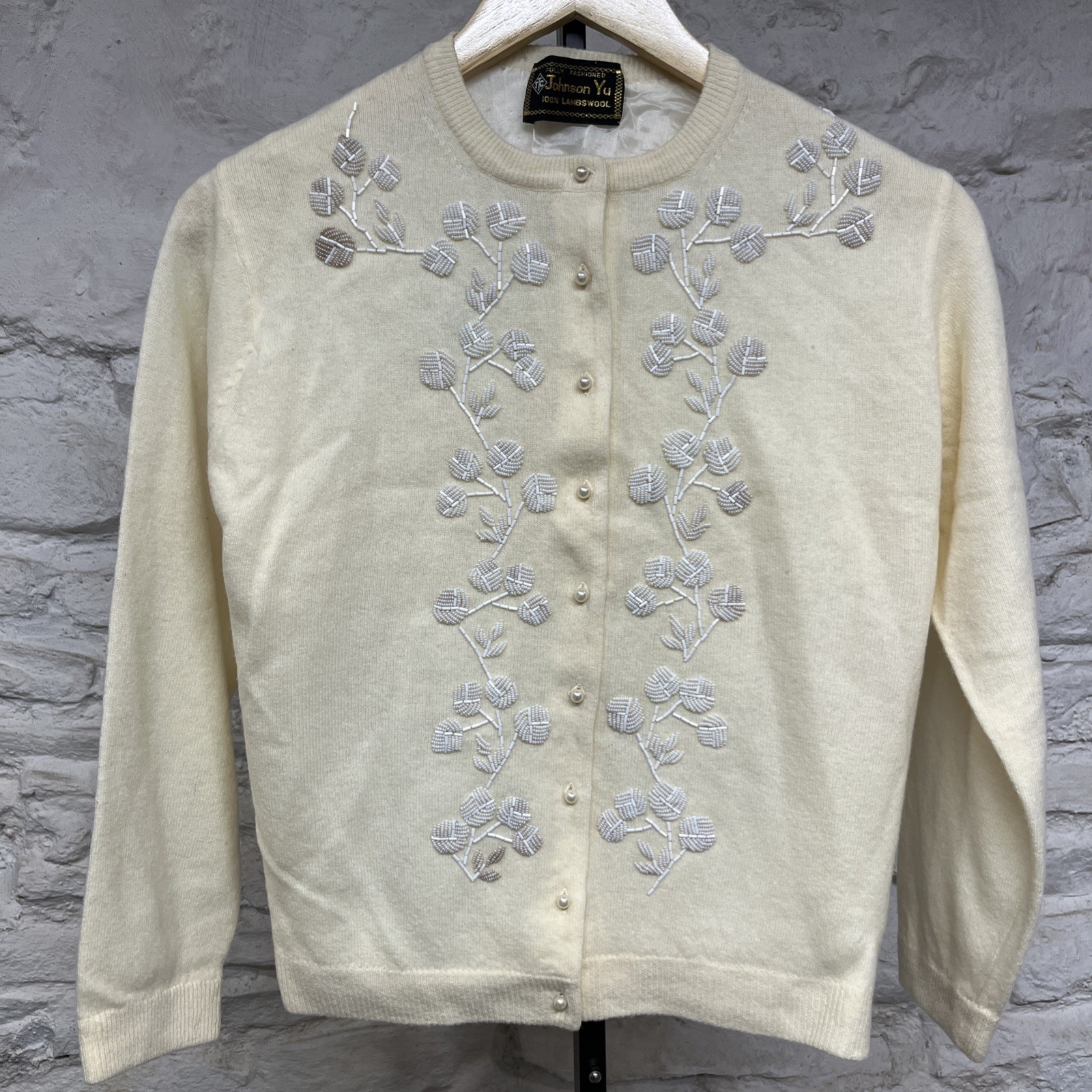 Johnson Yu Vintage 1950s 60s Beaded 100% Lambs Wool Sweater Cottage Core Trad