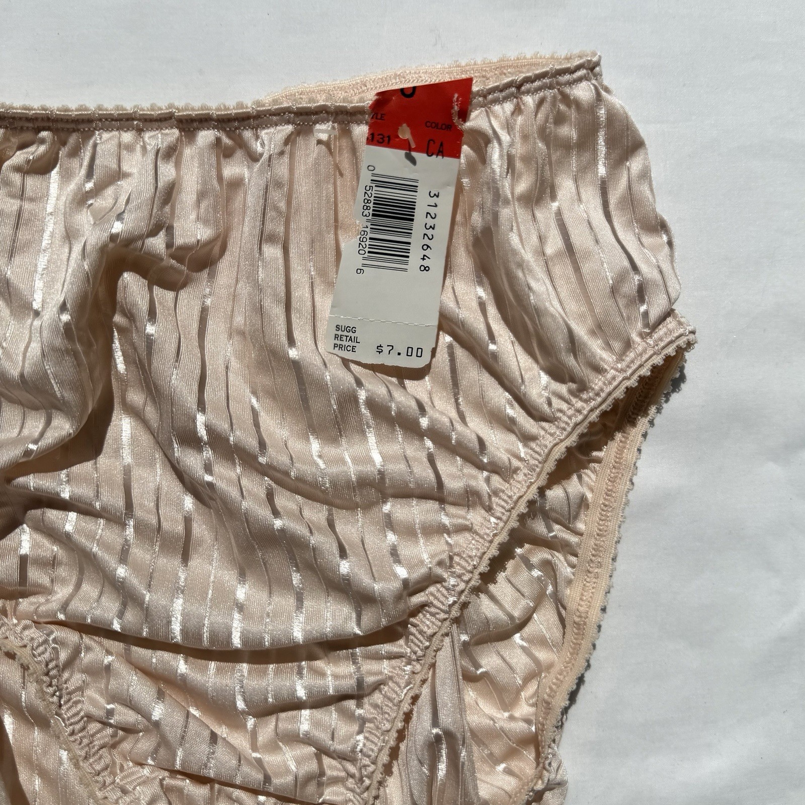 Vintage Warner’s Bright Stripes Silky Panties Womens 5 Beige Nude 55131