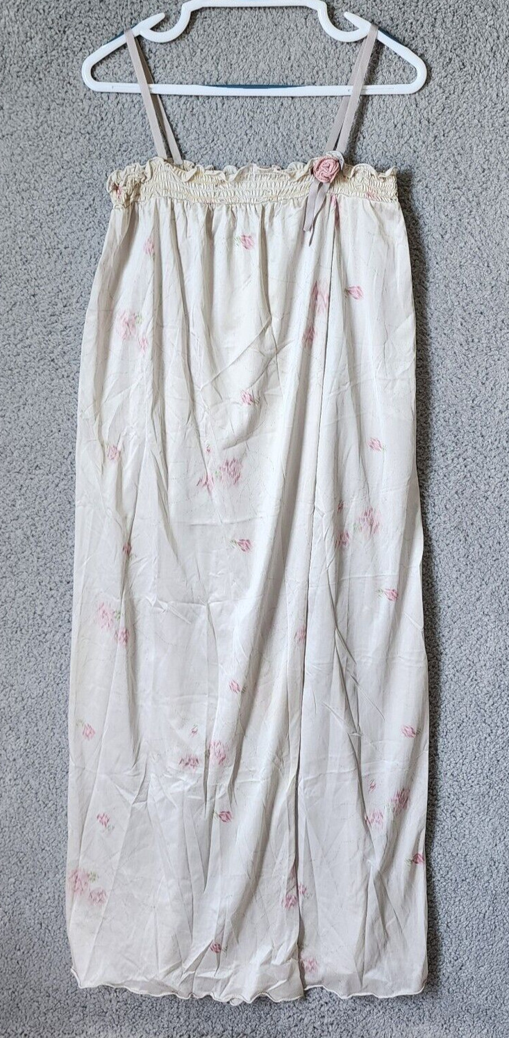 Vtg 70s Stan Herman Women’s Sleeveless Full Length Wrap Nightgown Satin Floral S
